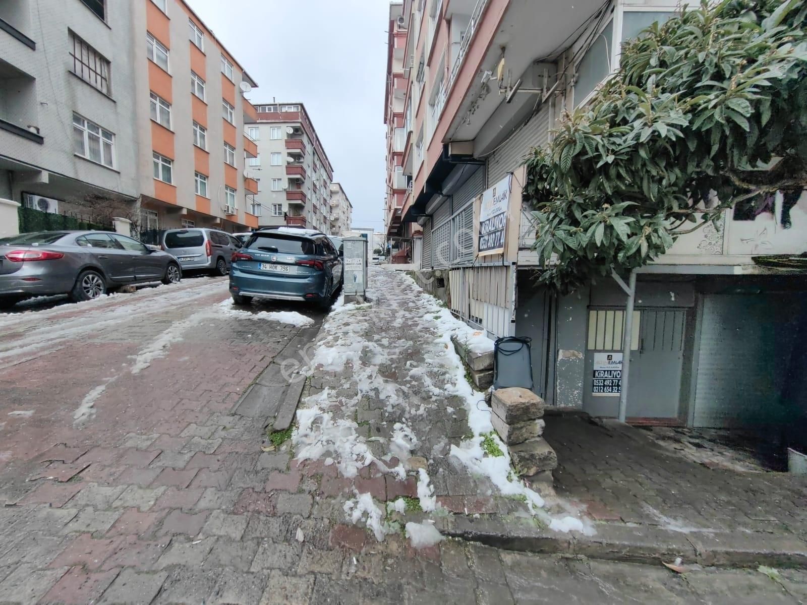 Çobançeşme Yenibosna Kiralık 200 M2 Yarı Bodrum İşyeri - Görsel 31