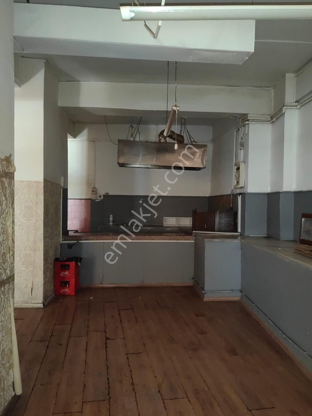 Çobançeşme Yenibosna Kiralık 200 M2 Yarı Bodrum İşyeri - Görsel 13