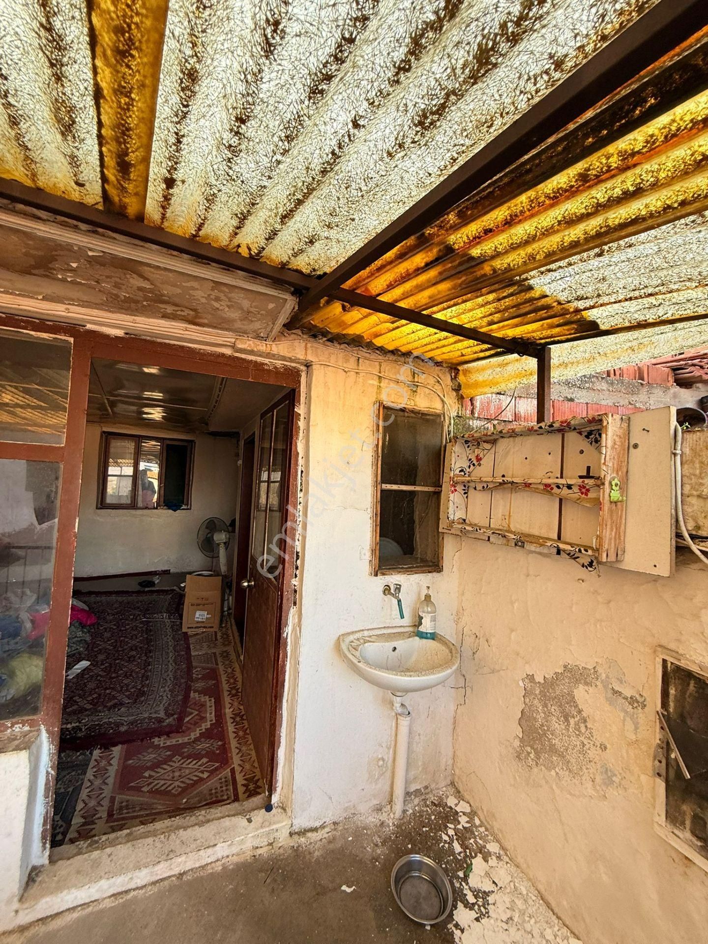 Manisa Alaşehir Alper Gayrimenkulden Şeyhsinan Mah Satılık 126 M2 Müstakil Ev - Görsel 8