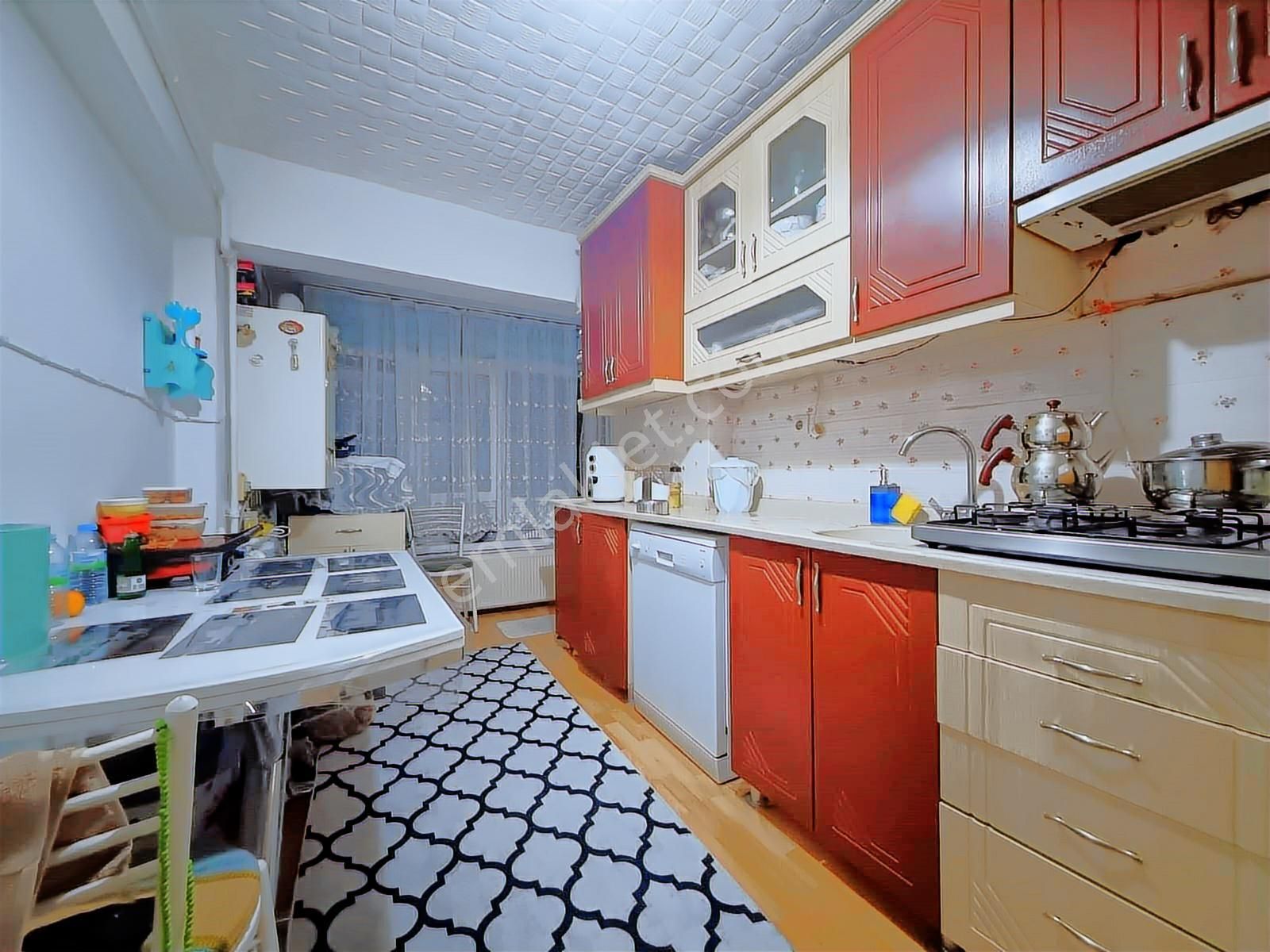 ▃çiftçioğullarından▃cadde Üzeri Merkezi Lokasyonda 3+1 Daire