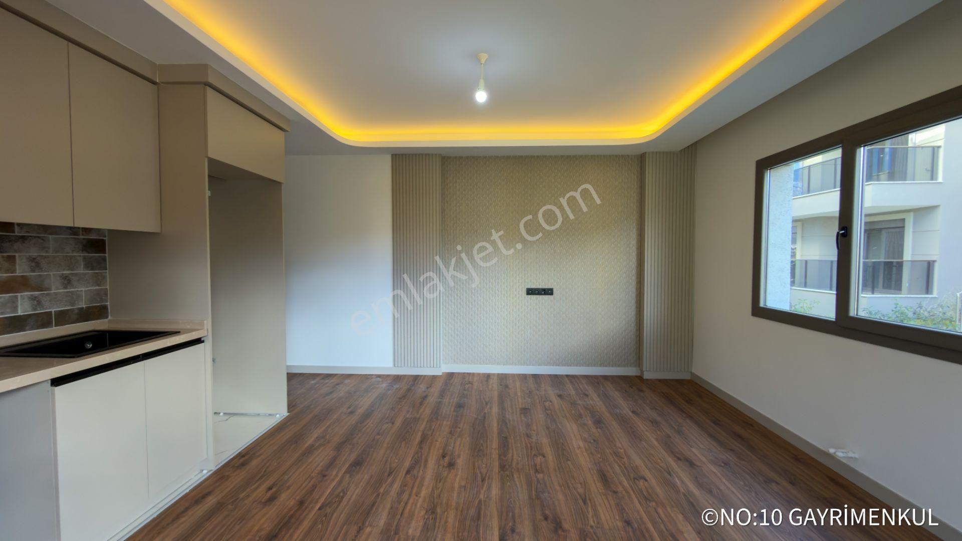 No:10 Gayrimenkul’den | Merkezi Konumda Full Havuz Manzaralı, Butik Sitede Lüks 3+1 (iskanlı) - Görsel 27