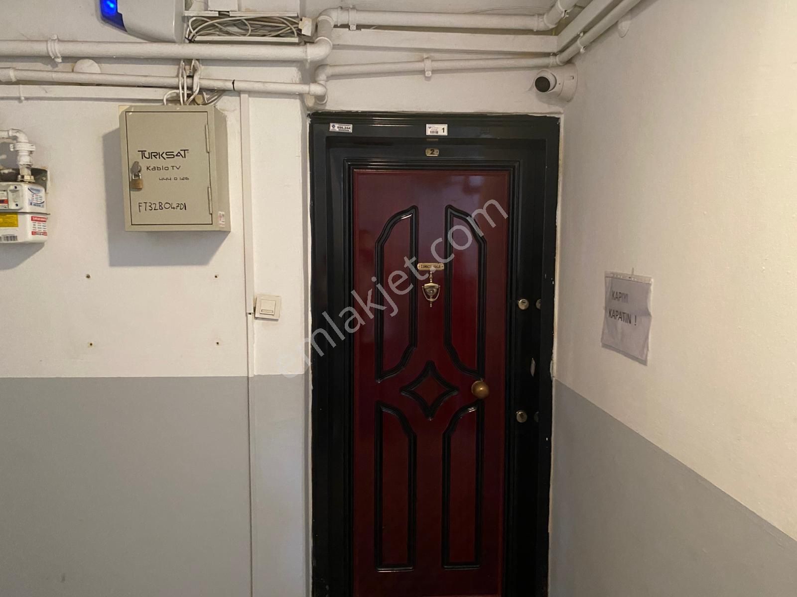 Fevzipaşa Caddesinde Ofis Veya Ev İçin Uygun 2+1 Satılık - Görsel 4