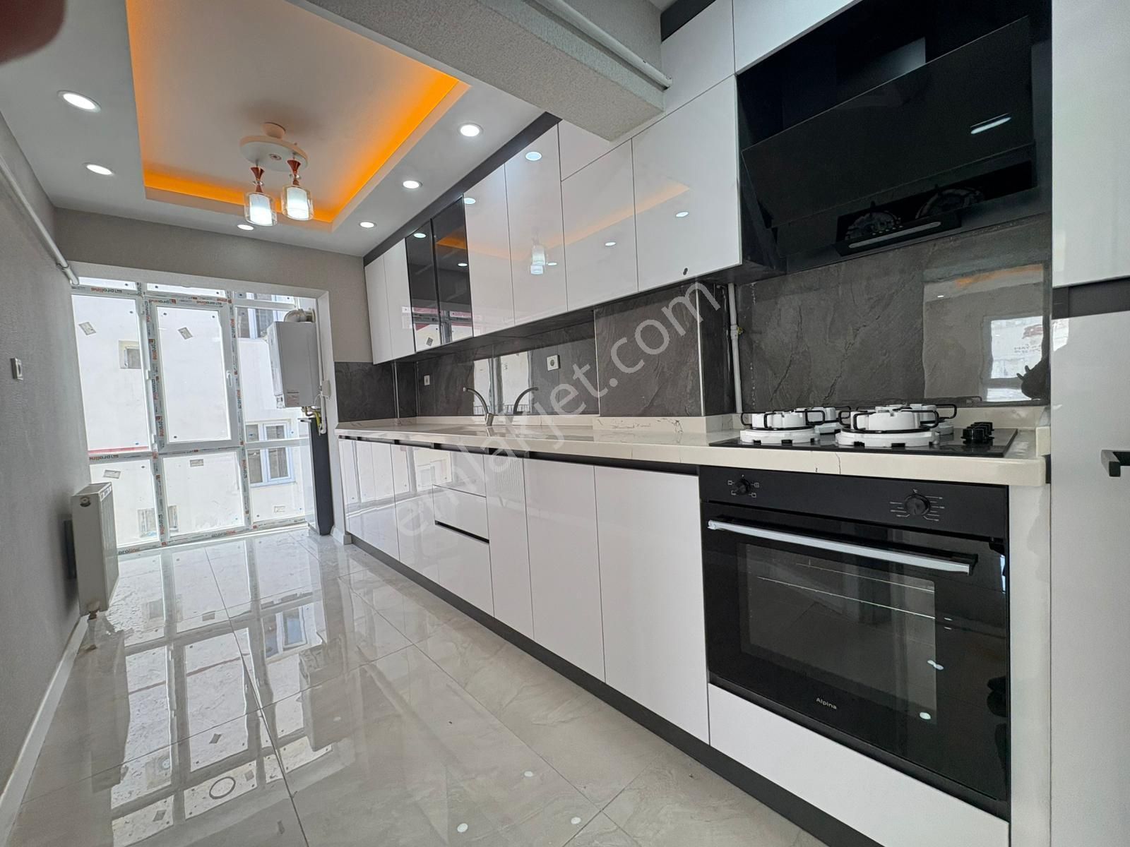 Hayal'den Atatürk Mh^de Ara Katta Ön Cp. Full + Full Yapılı 3+1 Daire !! - Görsel 3