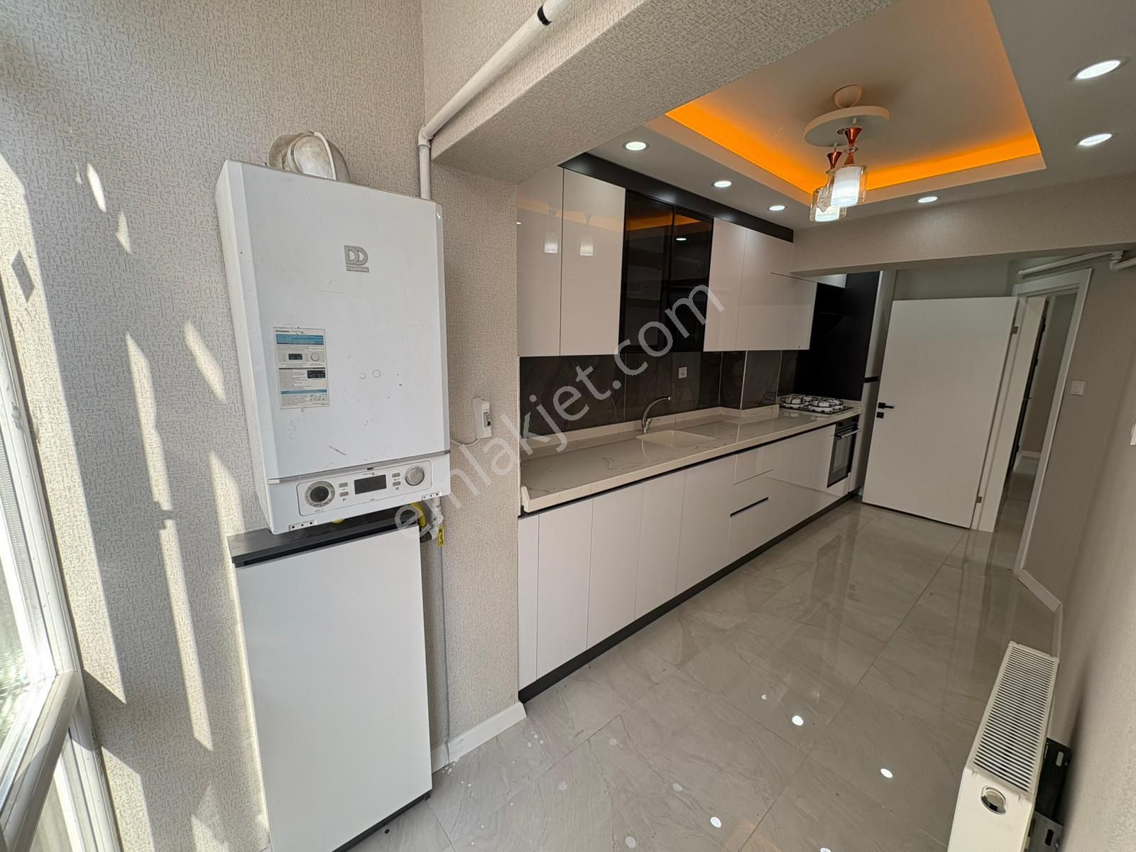 Hayal'den Atatürk Mh^de Ara Katta Ön Cp. Full + Full Yapılı 3+1 Daire !! - Görsel 4