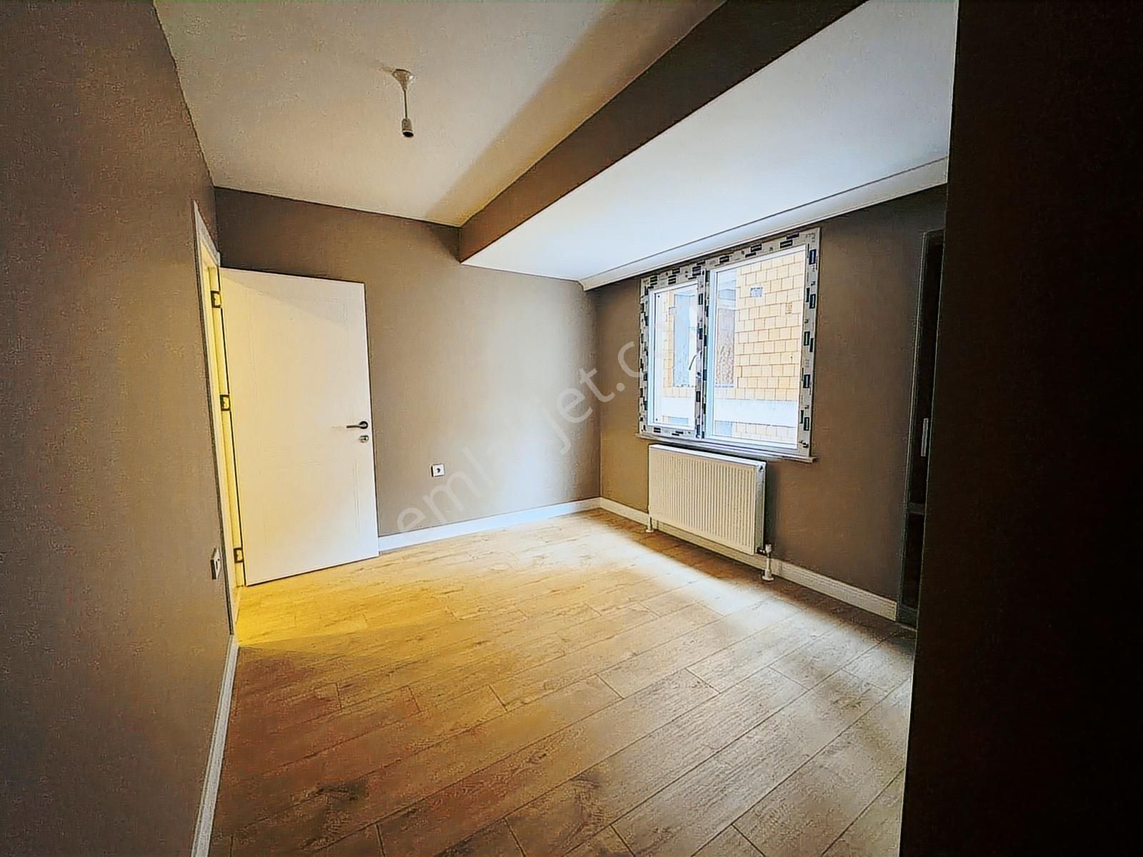 Metroya Yakın Sıfır Binada 3. Kat 2+1 Odalı Satılık Daire - Görsel 13