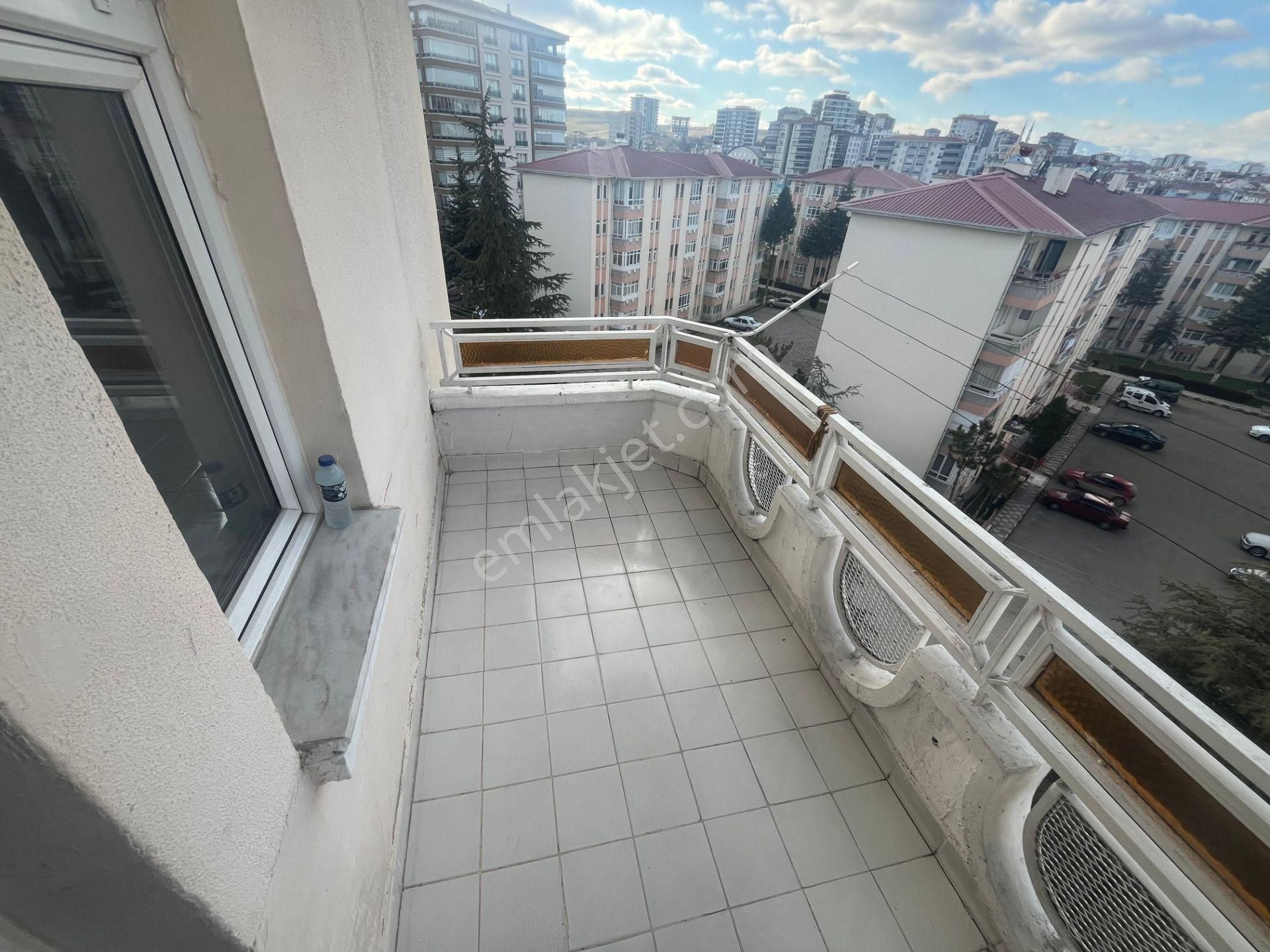 Mç Emlak'tan Osmanlı Mah'sınde 3+1 Site İçi Satılık Dire - Görsel 17