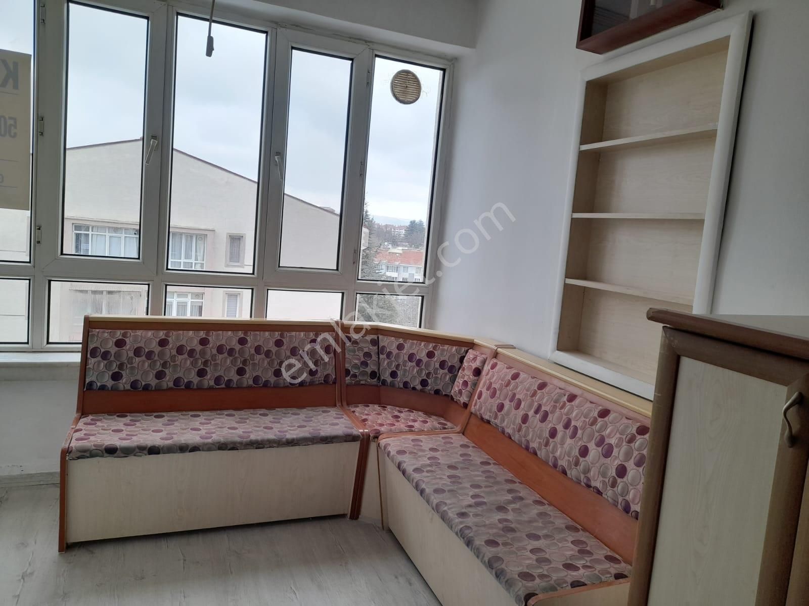 Hilal Akın Emlak’tan Uluönder Mah.kiralık 3+1 Daire - Görsel 3