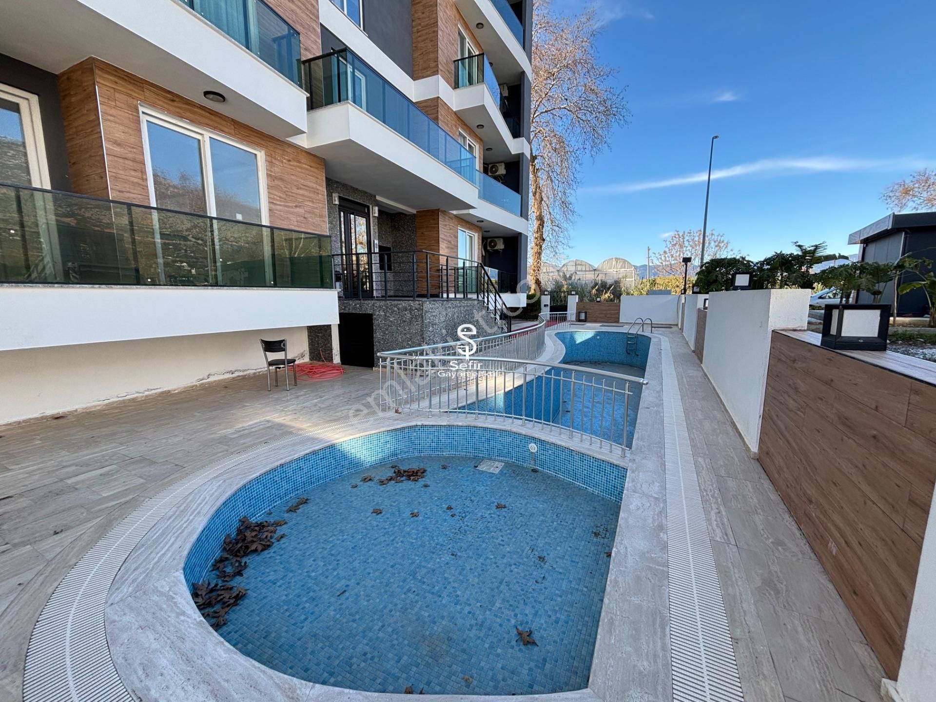 Alanya Mahmutlar'da 1+1 Full Aktivite Geniş Kiralık Daire - Görsel 20