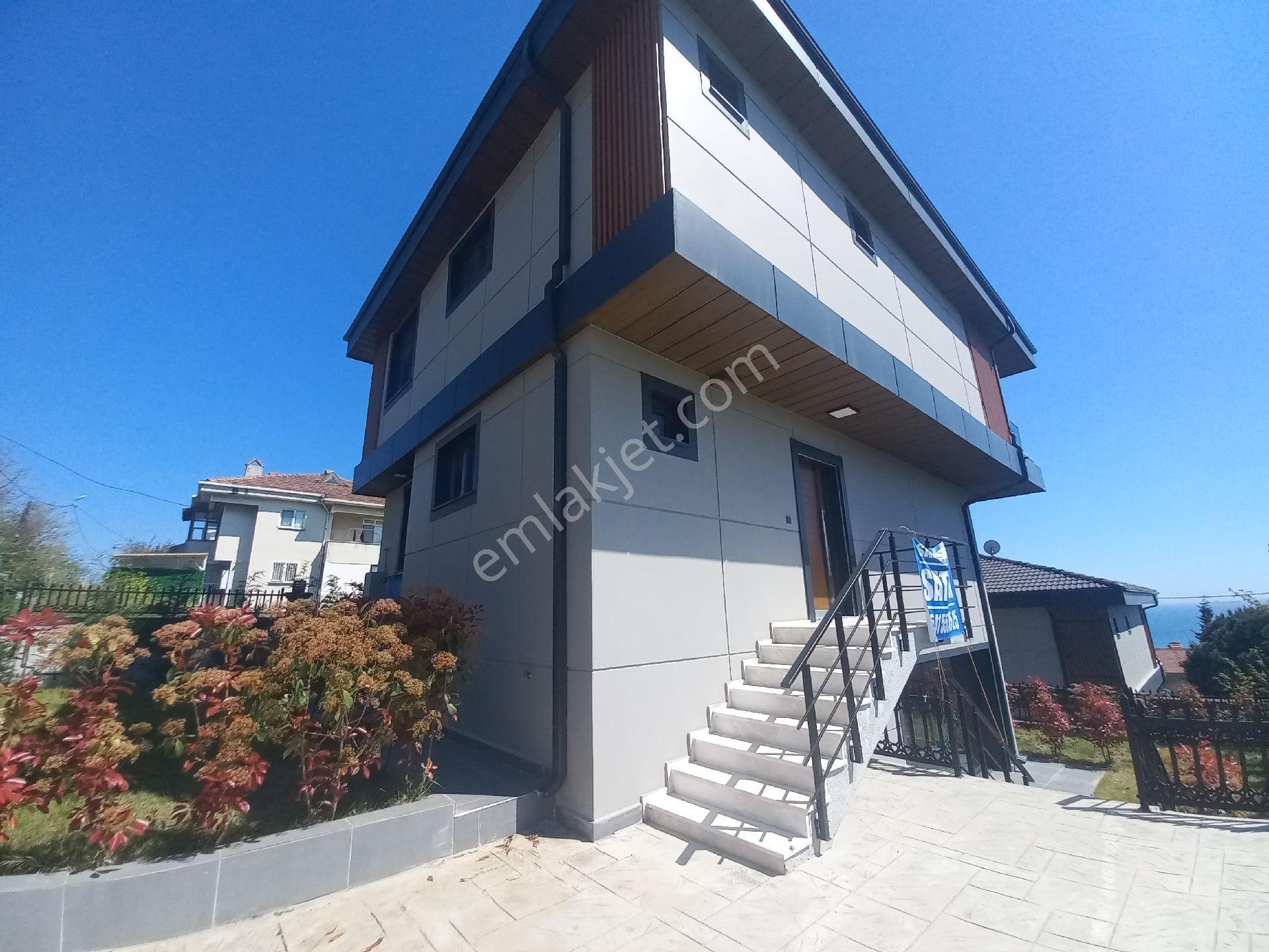 Gümüşyaka'da 3 Katlı Deniz Manzaralı Kaçırılmayacak Fırsat Villa