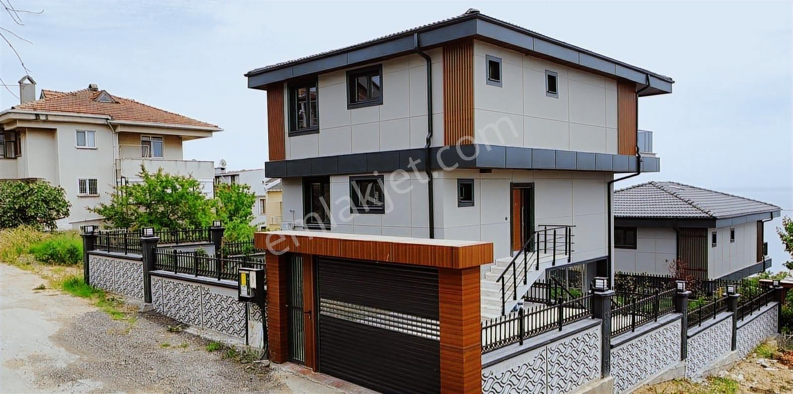 Gümüşyaka'da 3 Katlı Deniz Manzaralı Kaçırılmayacak Fırsat Villa - Görsel 19