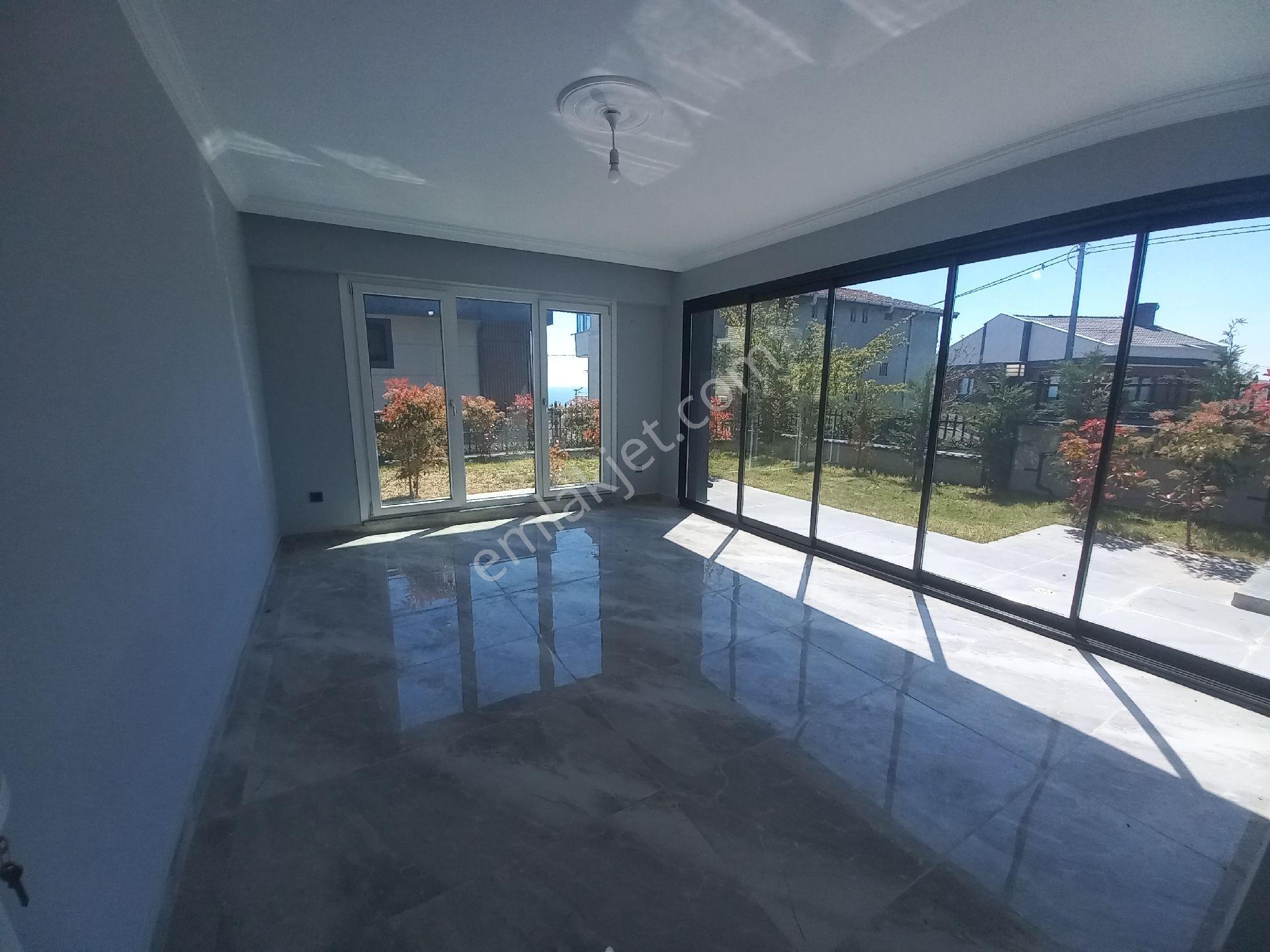Gümüşyaka'da 3 Katlı Deniz Manzaralı Kaçırılmayacak Fırsat Villa - Görsel 28