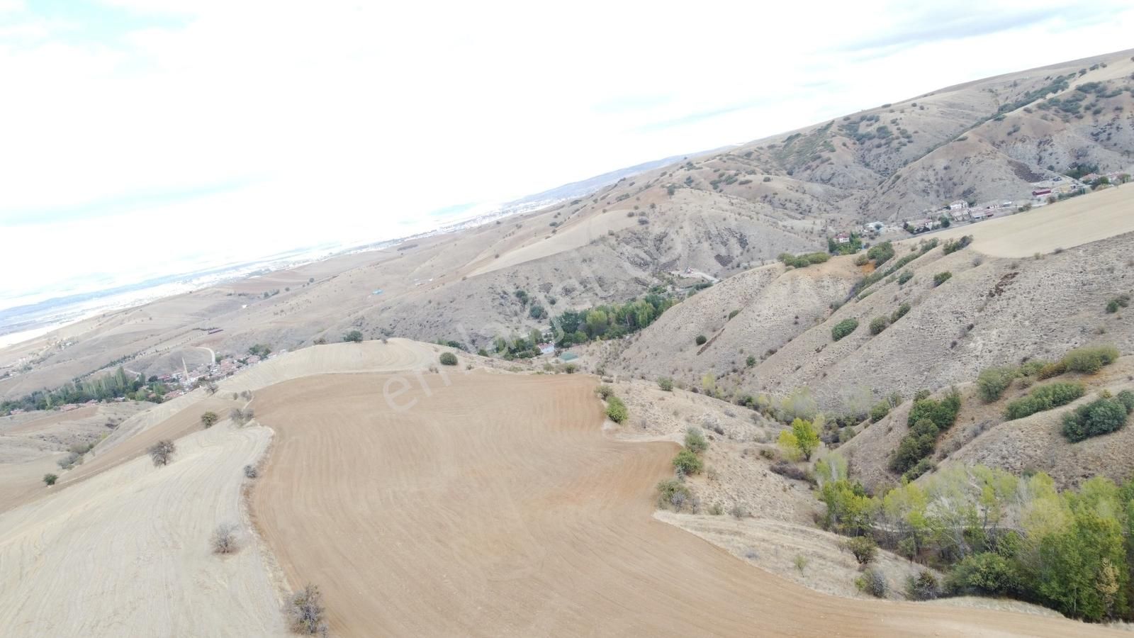 Çınar Da Köy Merkezine Yakın Yol Kenarı Manzaralı 26.000 Metre - Görsel 17