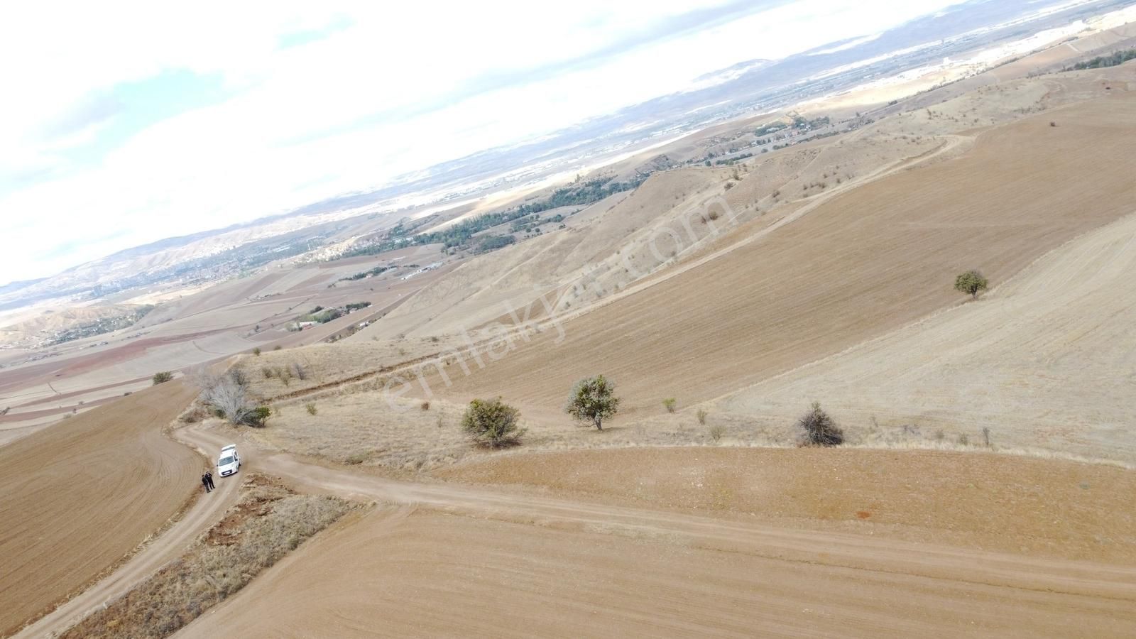 Çınar Da Köy Merkezine Yakın Yol Kenarı Manzaralı 26.000 Metre - Görsel 4