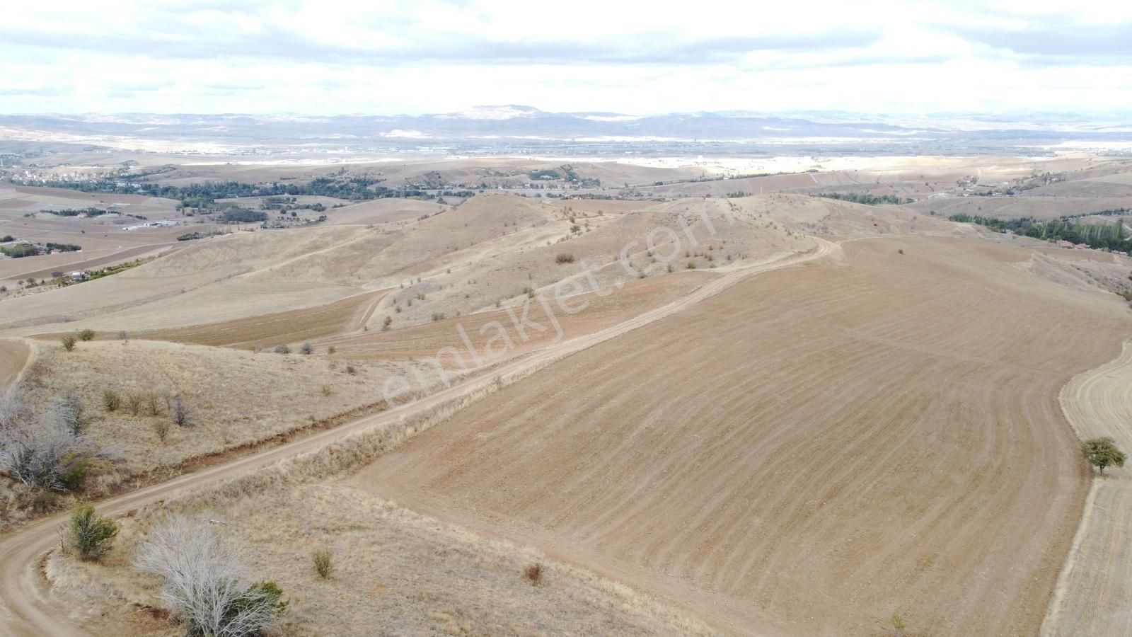 Çınar Da Köy Merkezine Yakın Yol Kenarı Manzaralı 26.000 Metre - Görsel 16