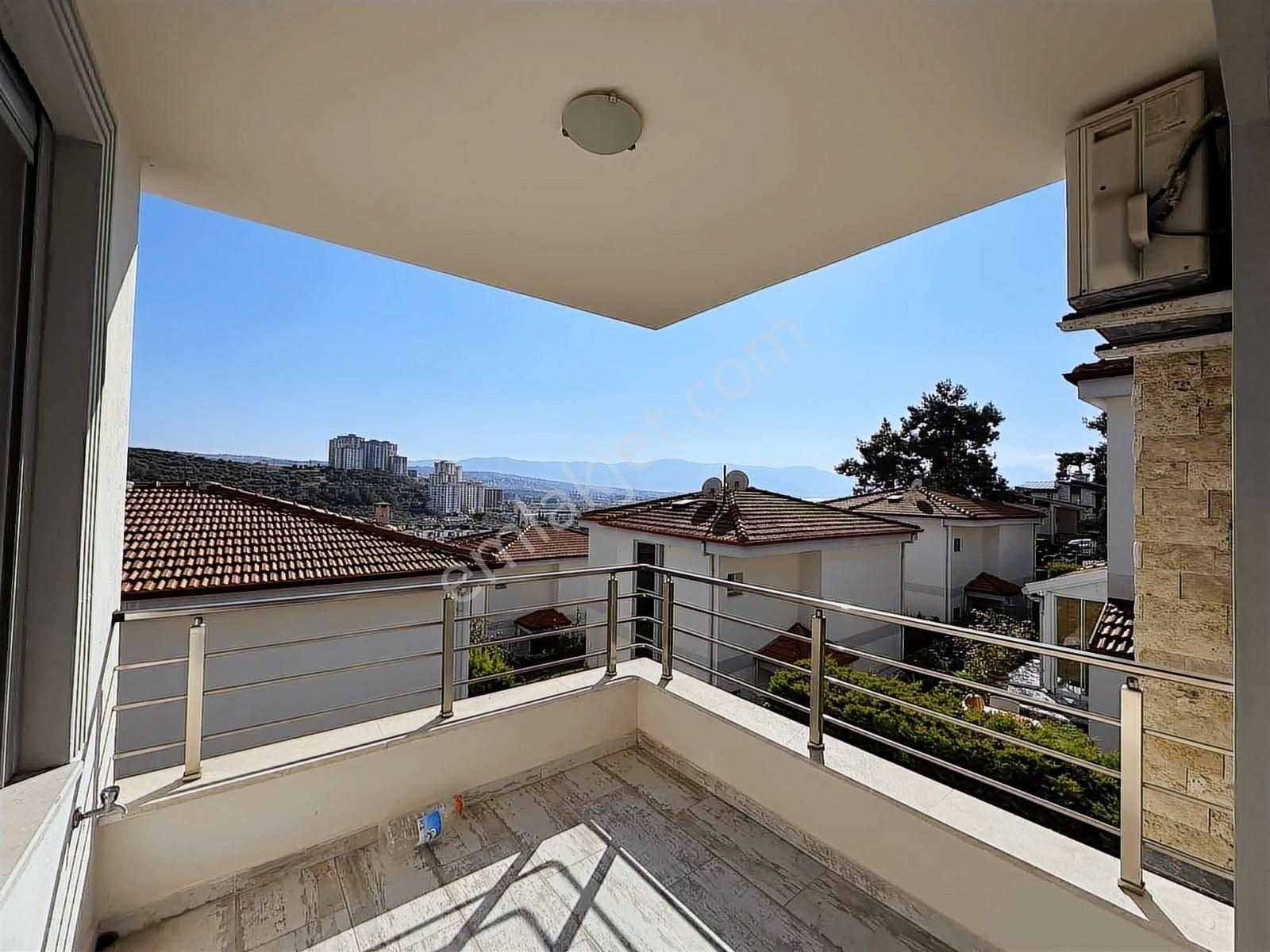 Öz-er Gayrimenkul'den Satılık Site İçerisinde Müstakil Villa - Görsel 11