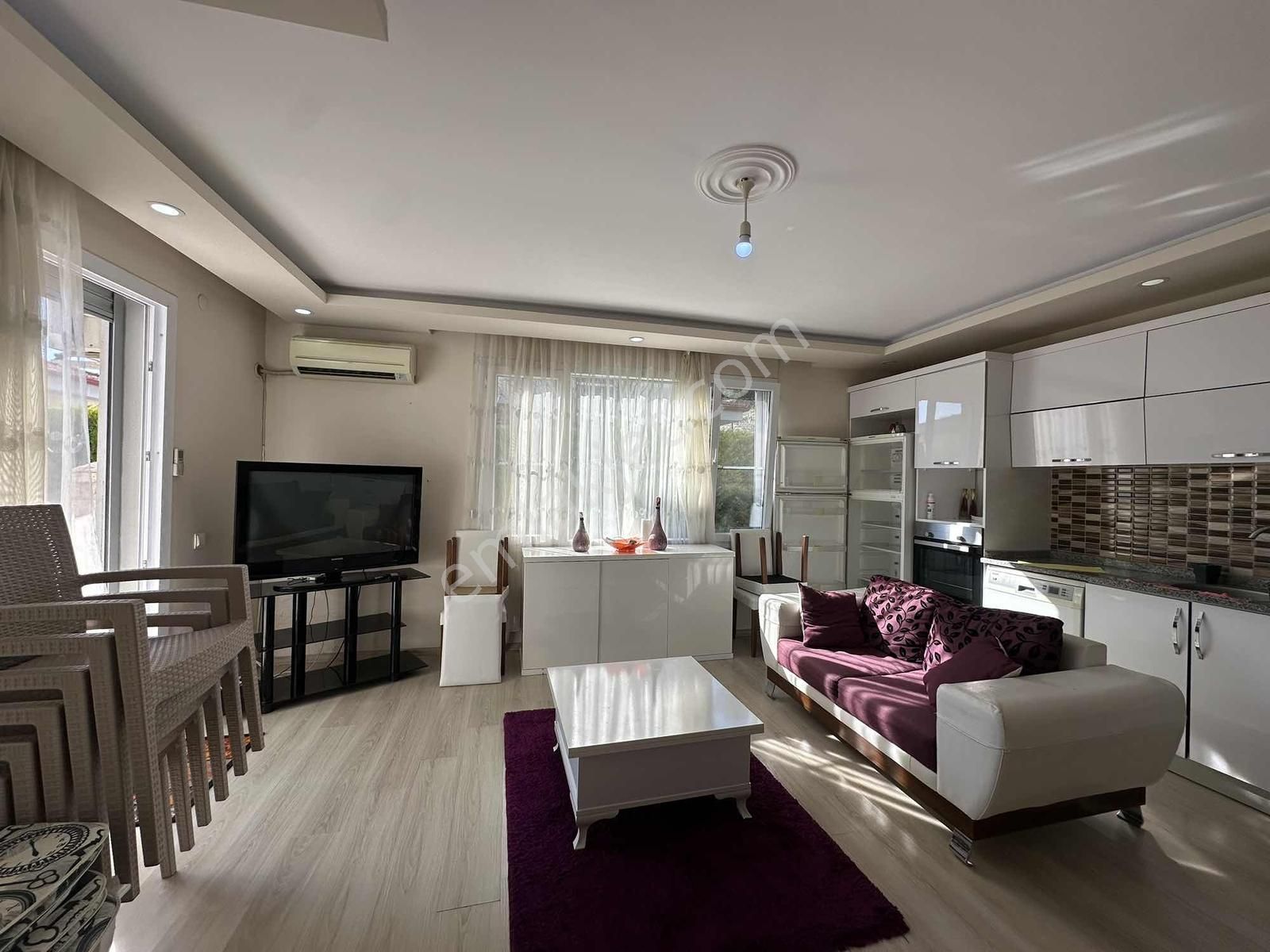 Öz-er Gayrimenkul'den Satılık Site İçerisinde Müstakil Villa - Görsel 5