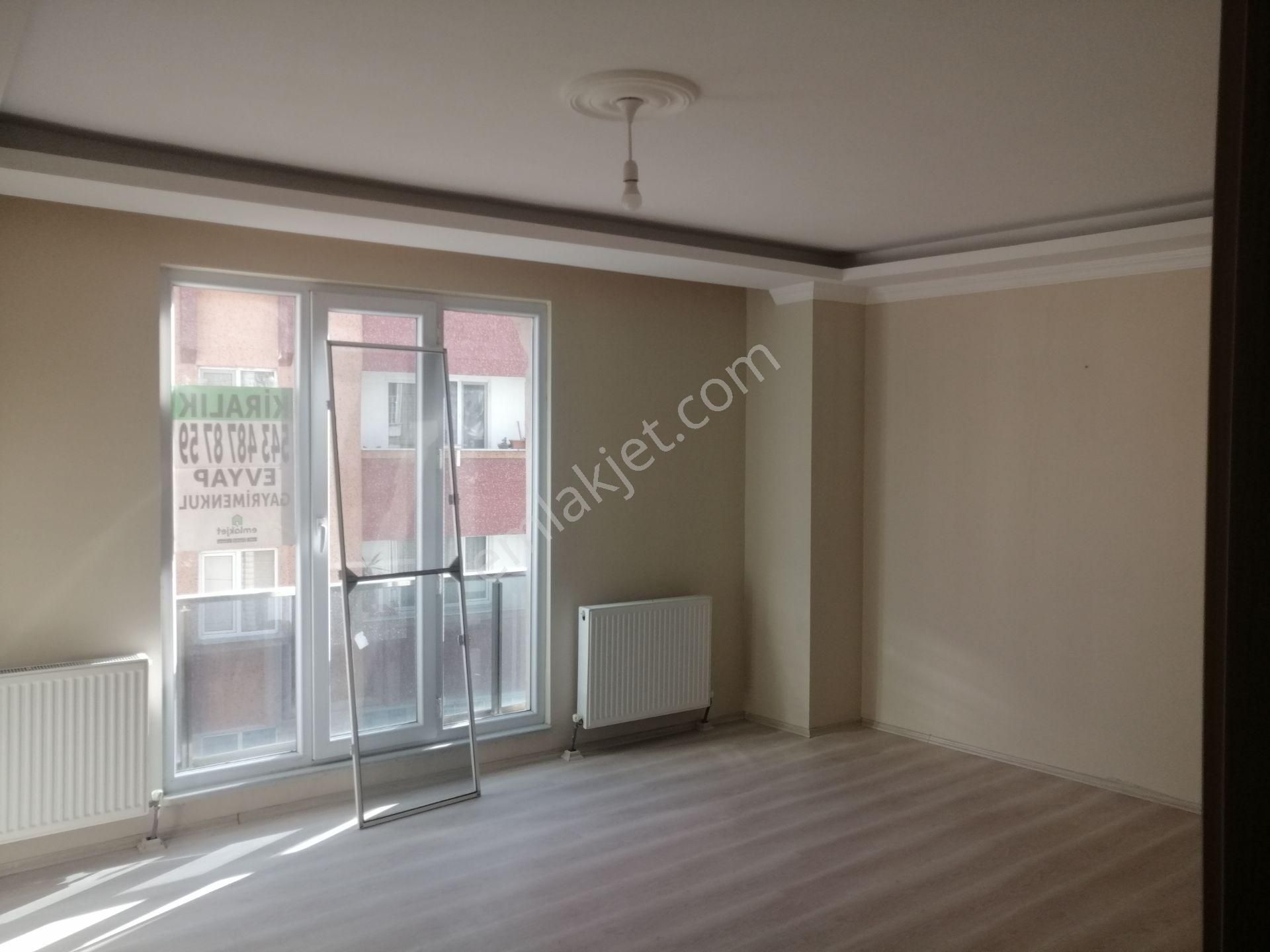 Muhittin Mahallesi Kiralık 2+1 Son Kat Daire