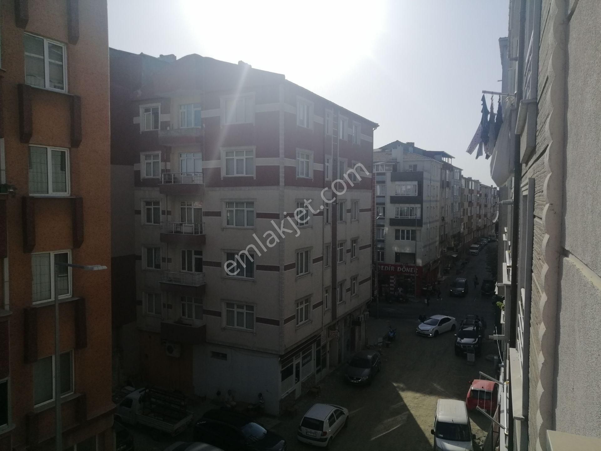 Muhittin Mahallesi Kiralık 2+1 Son Kat Daire - Görsel 15