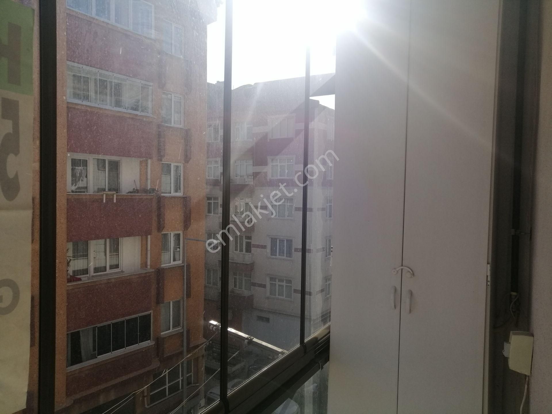 Muhittin Mahallesi Kiralık 2+1 Son Kat Daire - Görsel 8