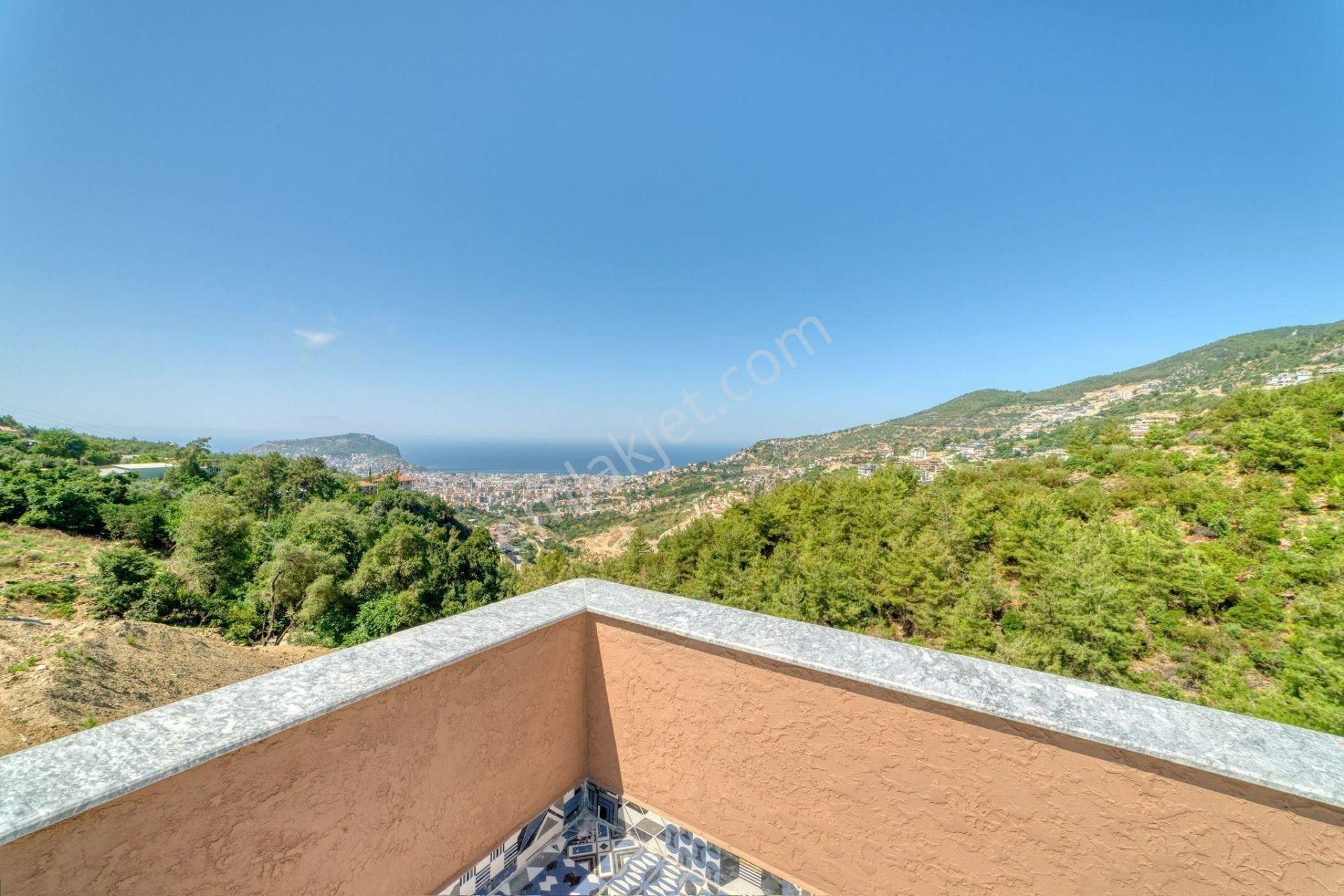 Alanya Bektaş Deniz & Kale Manzaralı Ultra Lüks 7+1 Müstakil Villa - Görsel 10