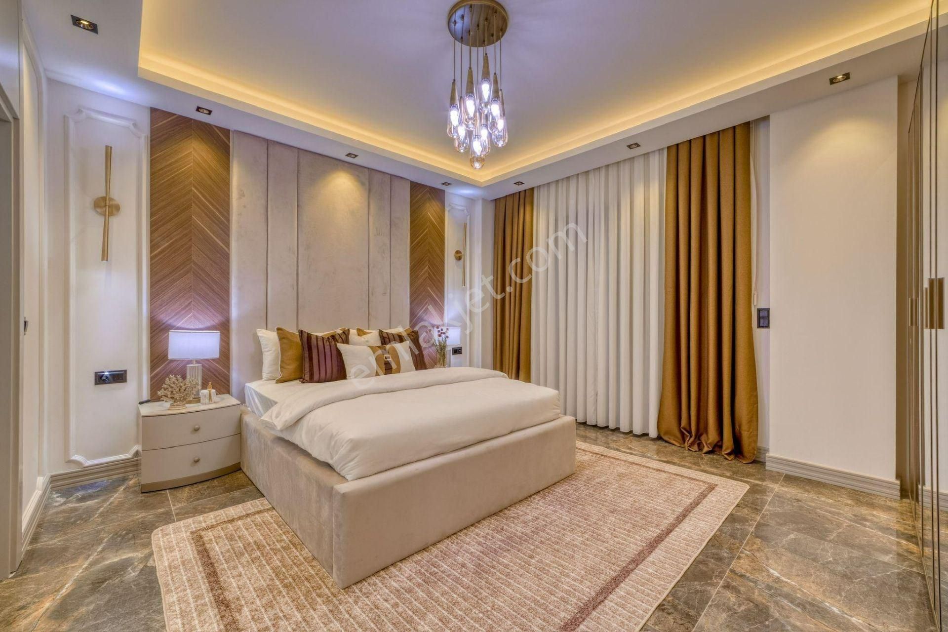 Alanya Bektaş Deniz & Kale Manzaralı Ultra Lüks 7+1 Müstakil Villa - Görsel 24