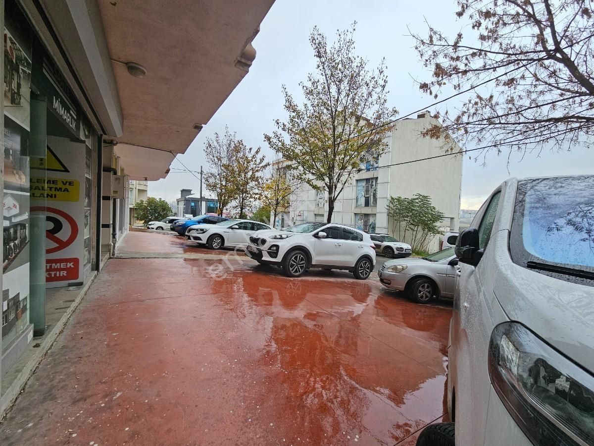 Beylikdüzü Yakupluda Çok Amaçlı Kullanıma Uygun Büyük Ön Cepheli - Görsel 12