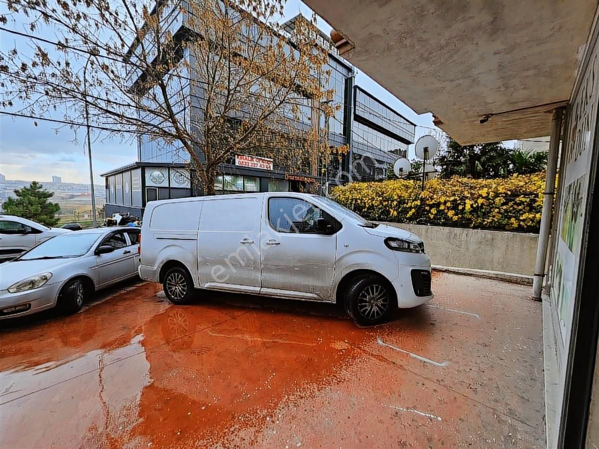 Beylikdüzü Yakupluda Çok Amaçlı Kullanıma Uygun Büyük Ön Cepheli - Görsel 24