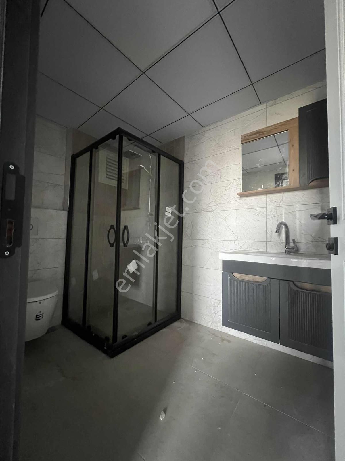 Yeni Şehir Hastahanesinin Üzerinde 2+1 Merkezi Konum - Görsel 17