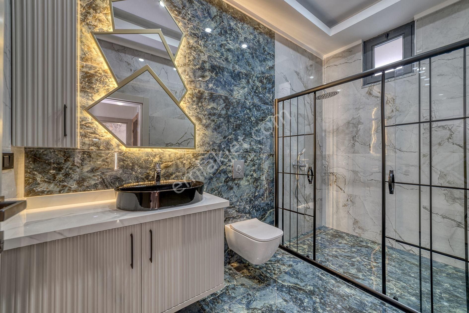 Alanya Tepe Modern Mimariye Sahip 4+1 Eşsiz Manzaralı Özel Villa - Görsel 25