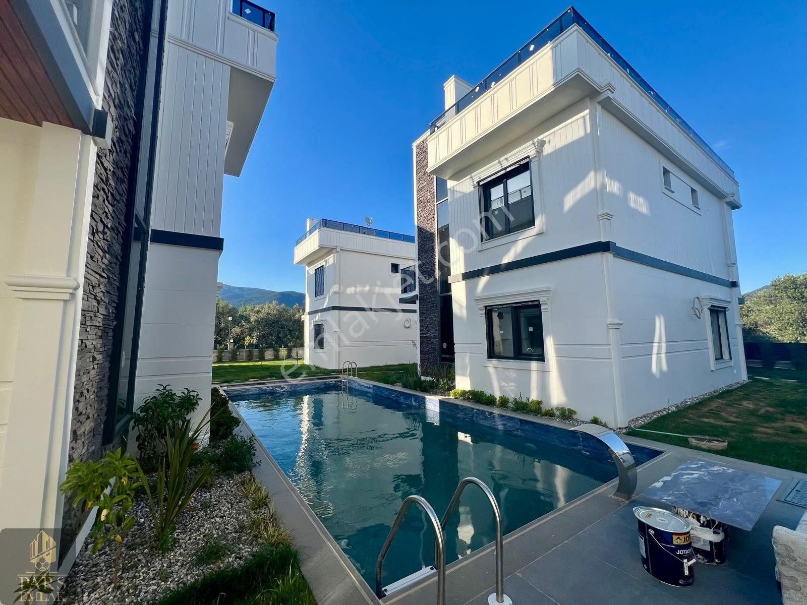 Parstan Zeytinlide Havuzlu Modern Tasarımlı Yerden Isıtmalı 4+1 - Görsel 3