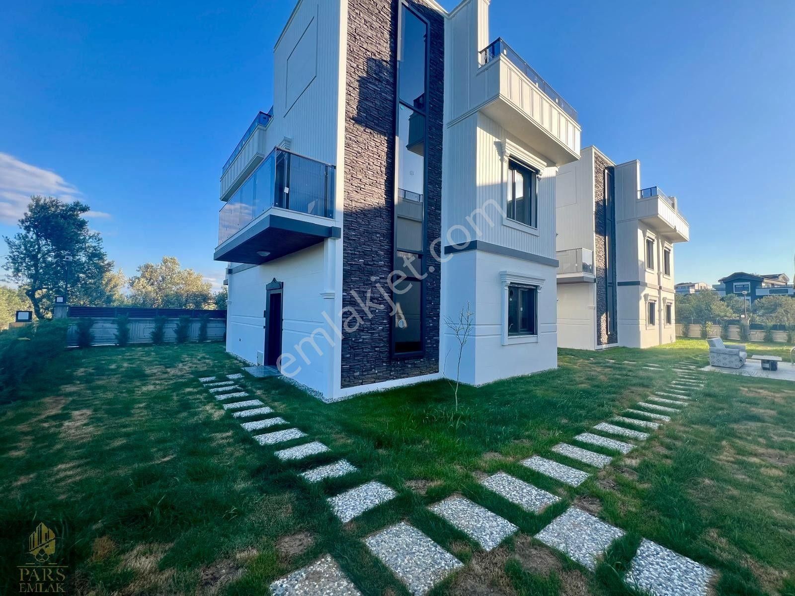 Parstan Zeytinlide Havuzlu Modern Tasarımlı Yerden Isıtmalı 4+1 - Görsel 11