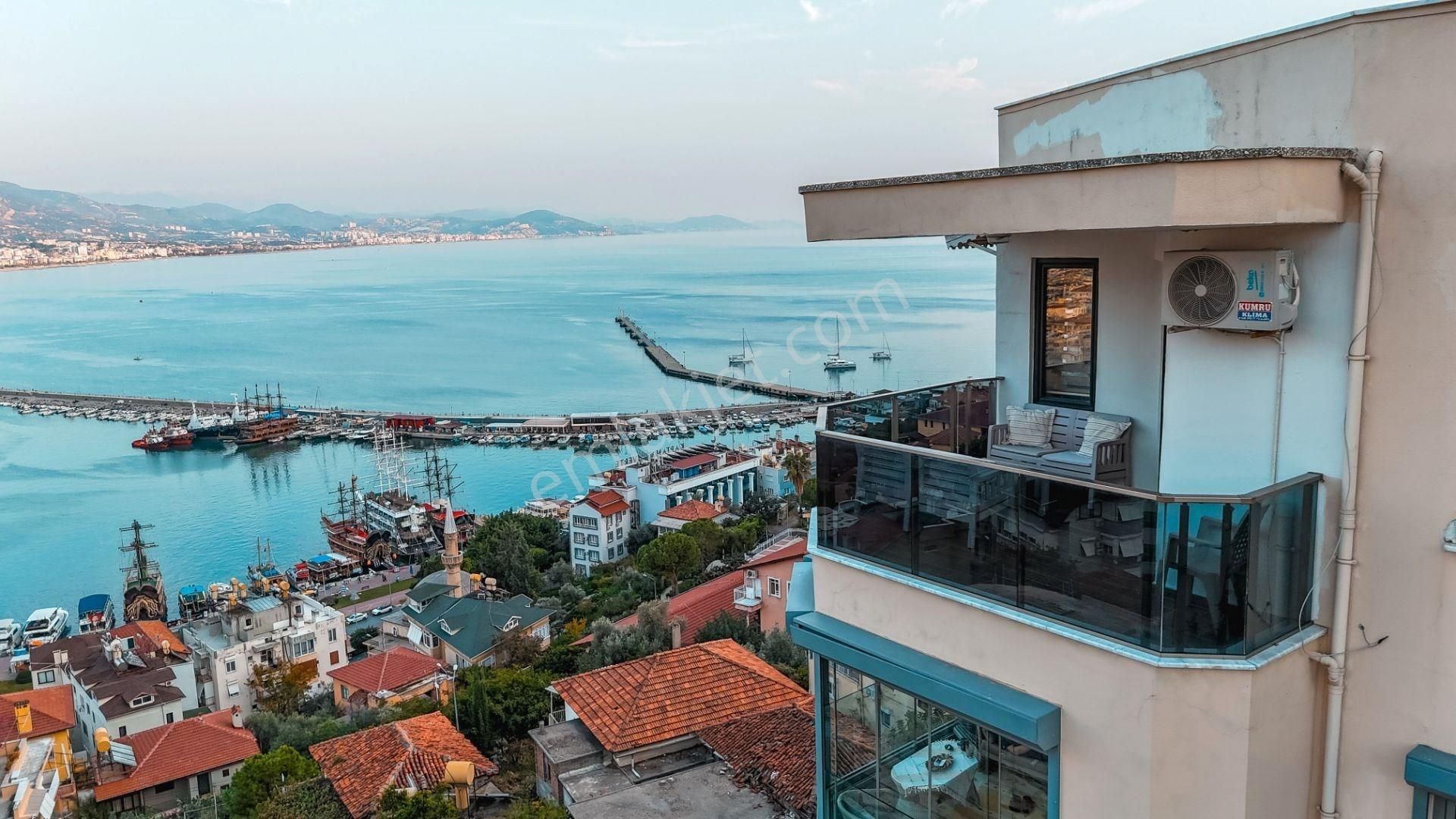 Alanya Kale' De Deniz Ve İskele Manzaralı 3+1 Daire