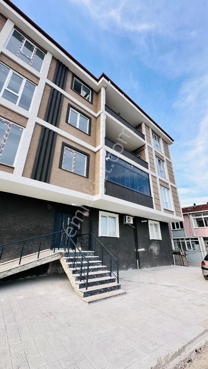Karaağaçta Sıfır 2+1 İskanlı, Kapalı Otoparklı