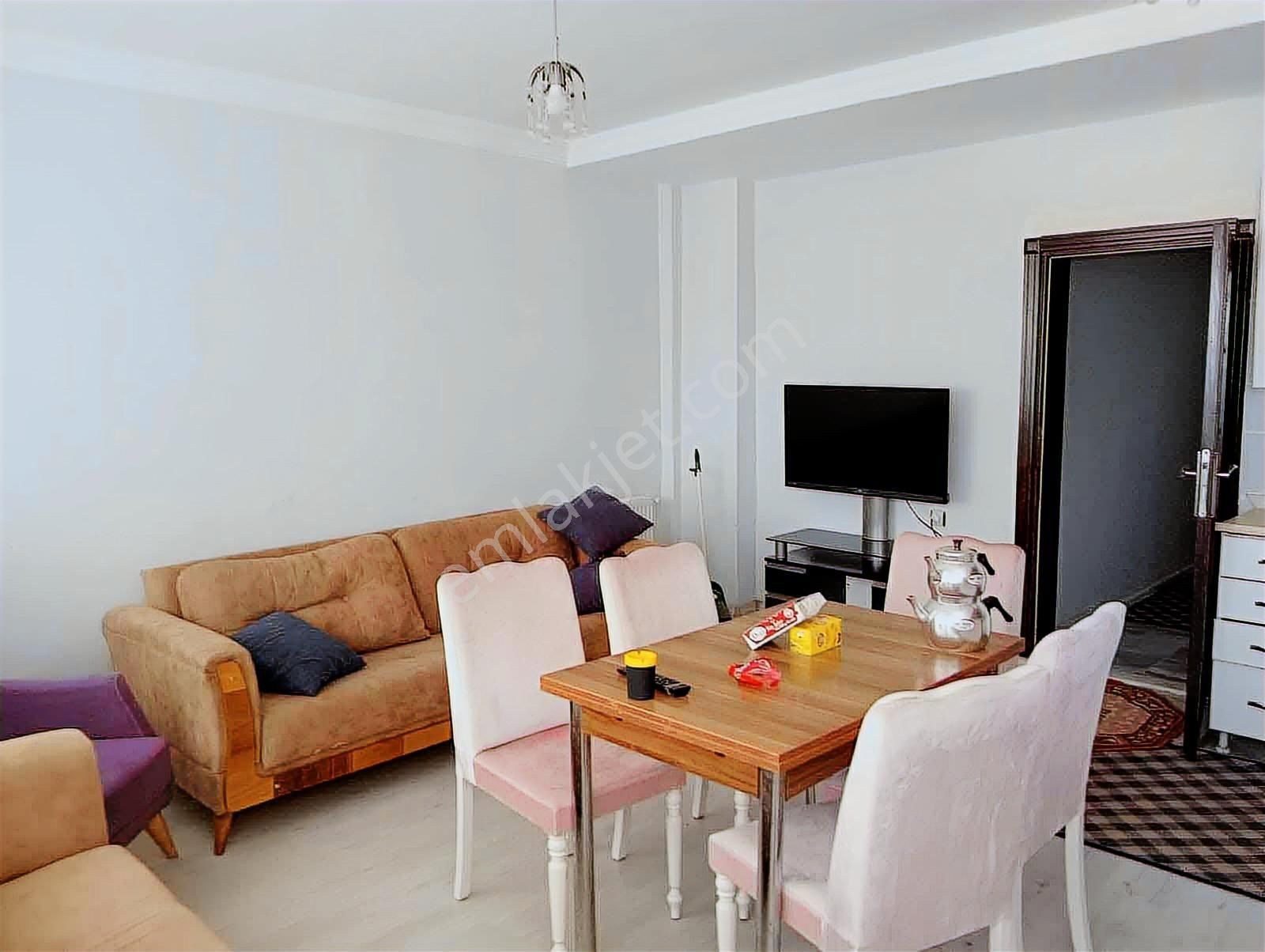 Yön Group'tan Çarşı Merkezde Kiralık 4+1 Eşyalı