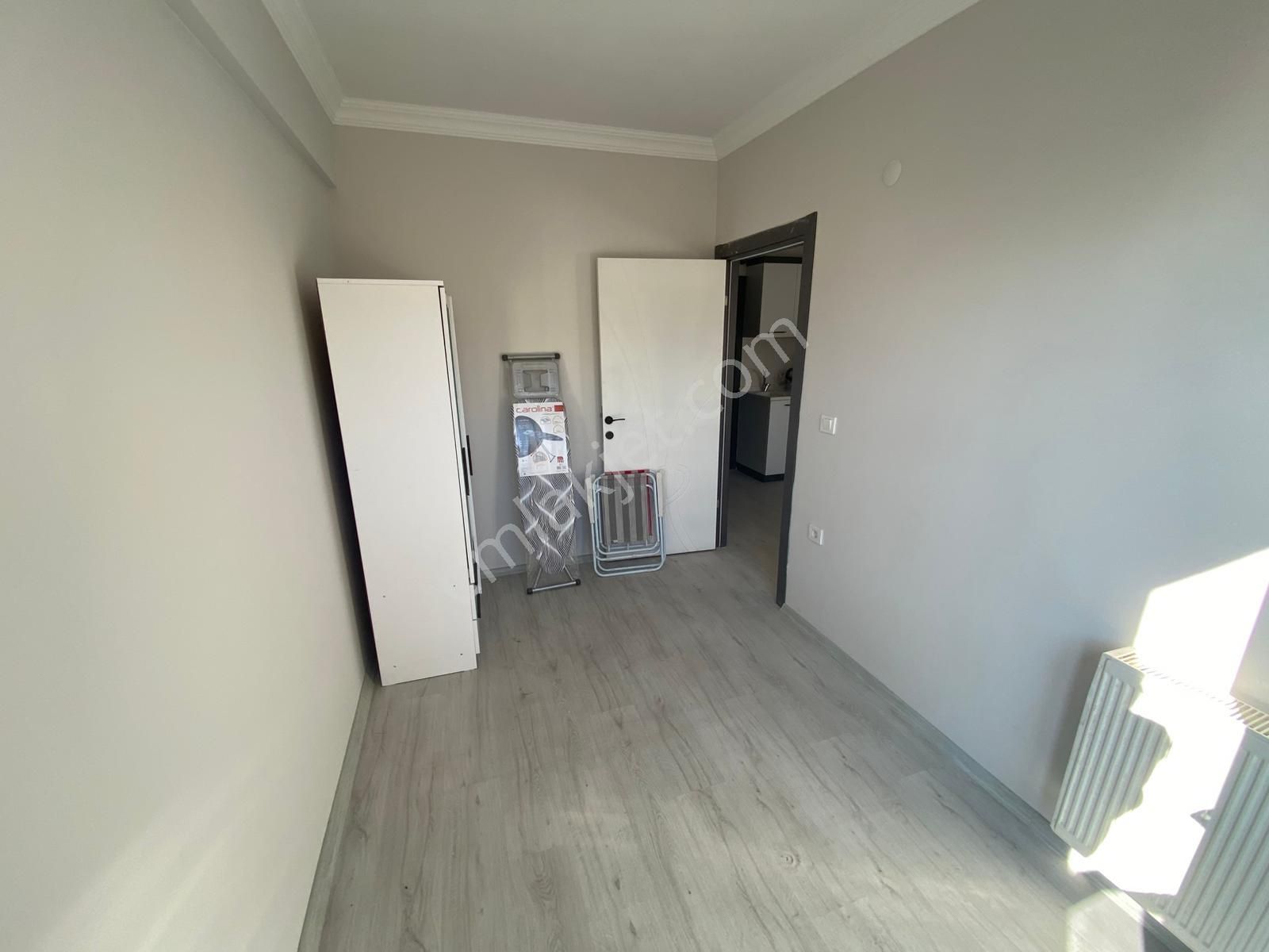 Buca Atatürk Mah.de 1+1 45m2 Dgazlı Arakat Asansörlü Full Eşyalı Kiralık Daire - Görsel 13