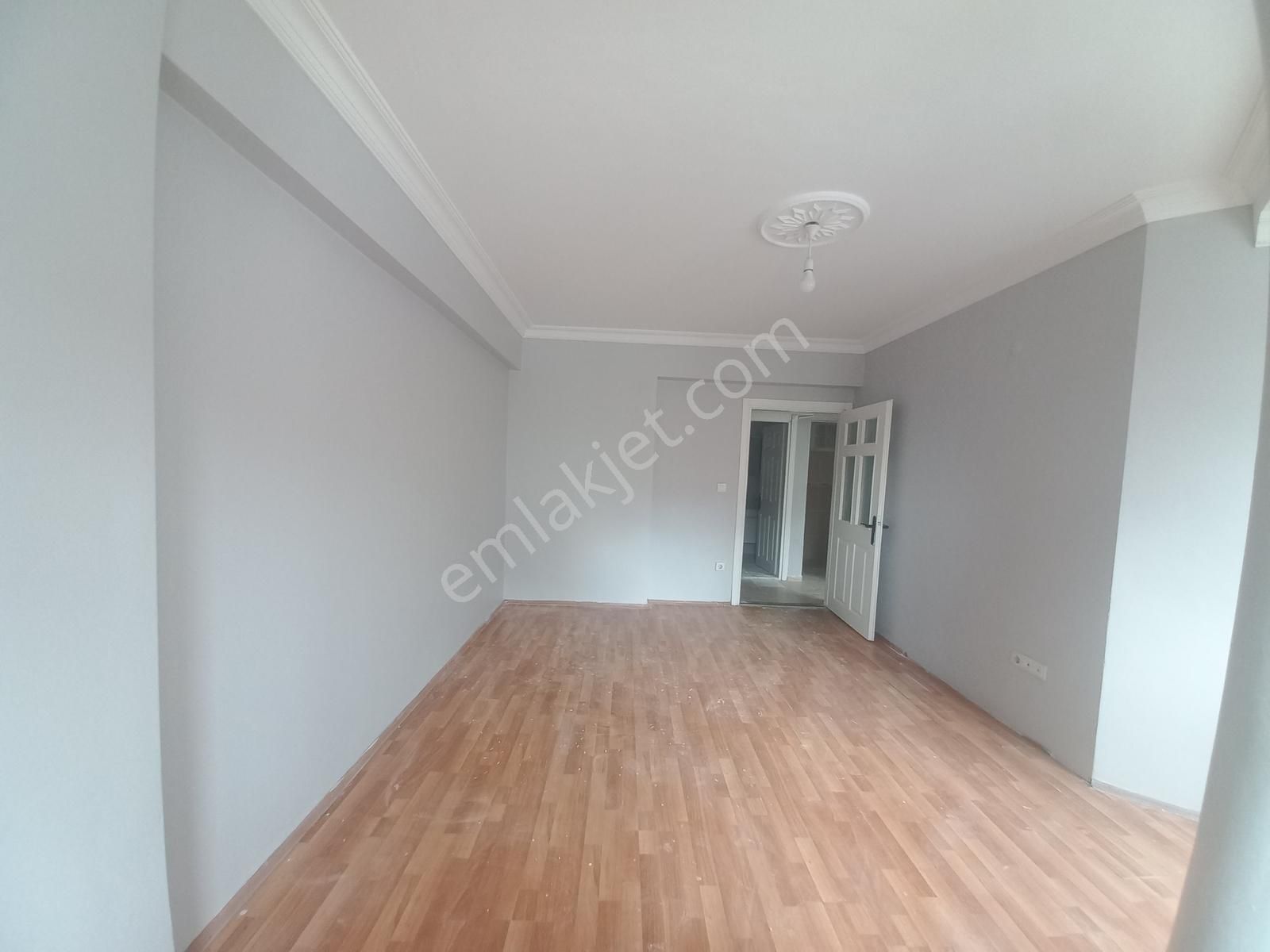 Şeref Emlak Çilekli Cami Yakınında Satılık Daire 2,620,000 Tl - Görsel 10