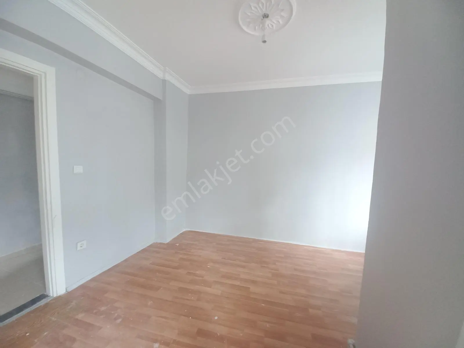 Şeref Emlak Çilekli Cami Yakınında Satılık Daire 2,595,000 Tl - Görsel 13