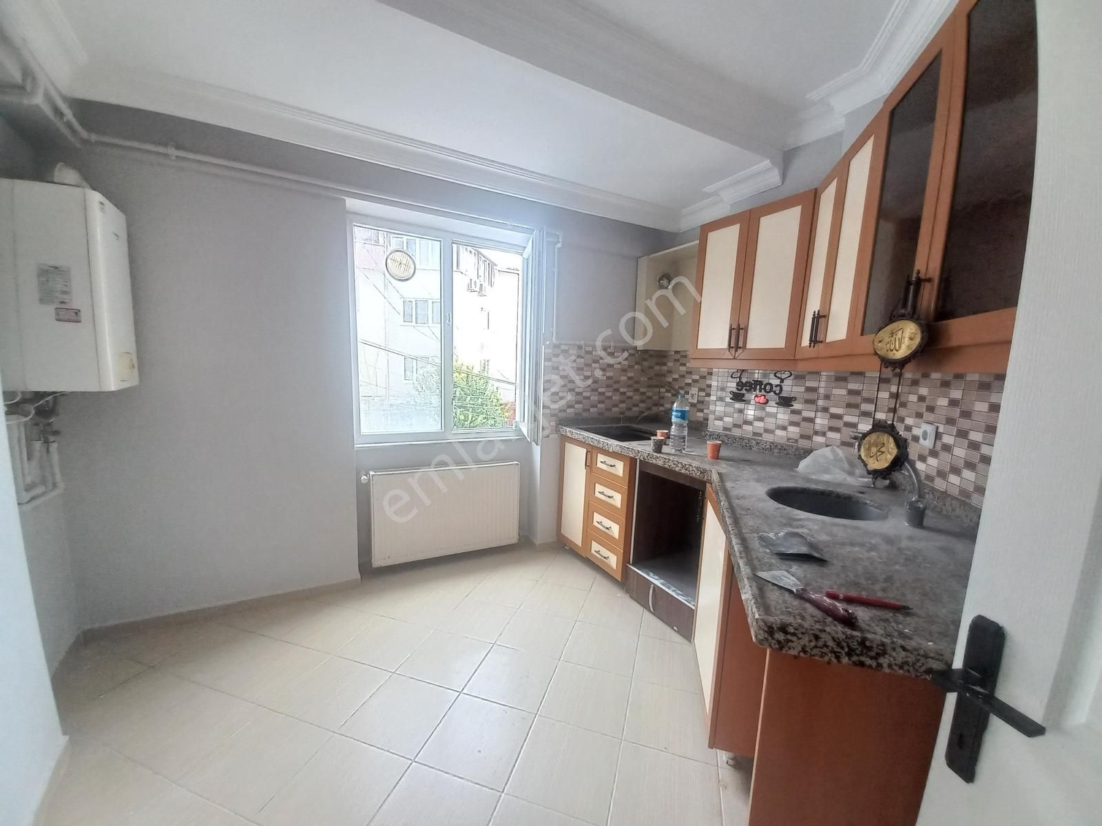 Şeref Emlak Çilekli Cami Yakınında Satılık Daire 2,620,000 Tl