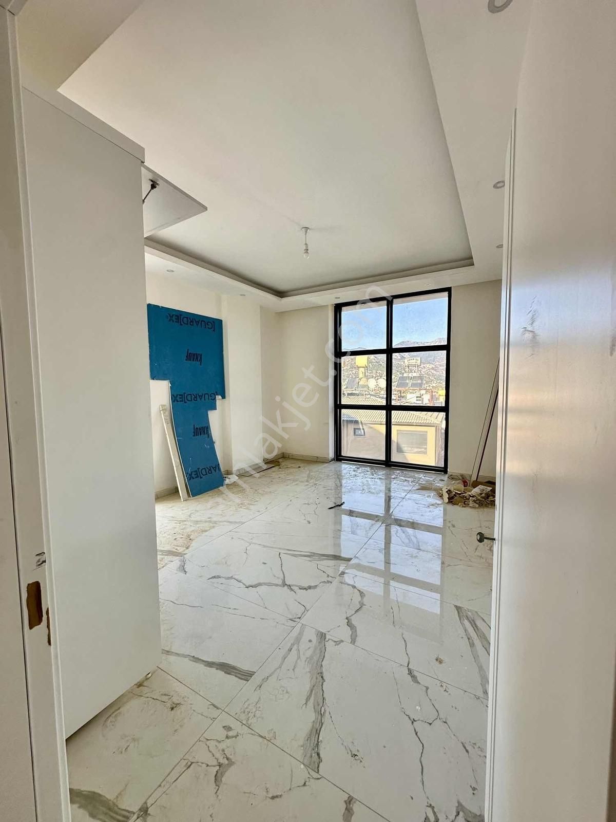 Alanya Oba'da Acil Satılık 2+1 Daire - Görsel 4