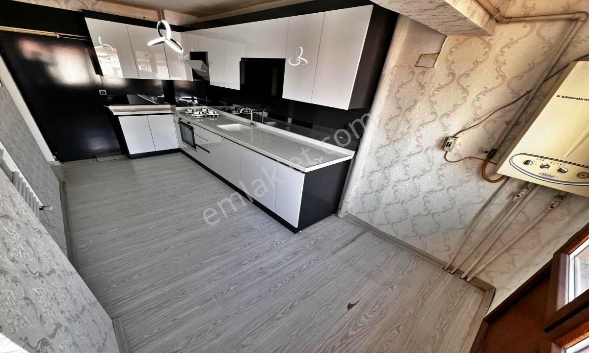 Atatürk Mah. Vatan Caddesin De Merkeze Yürüme Mesafesin De Full. - Görsel 8