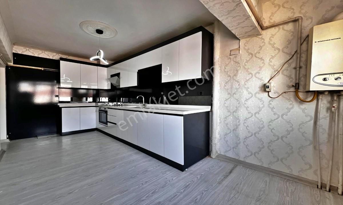 Atatürk Mah. Vatan Caddesin De Merkeze Yürüme Mesafesin De Full. - Görsel 12