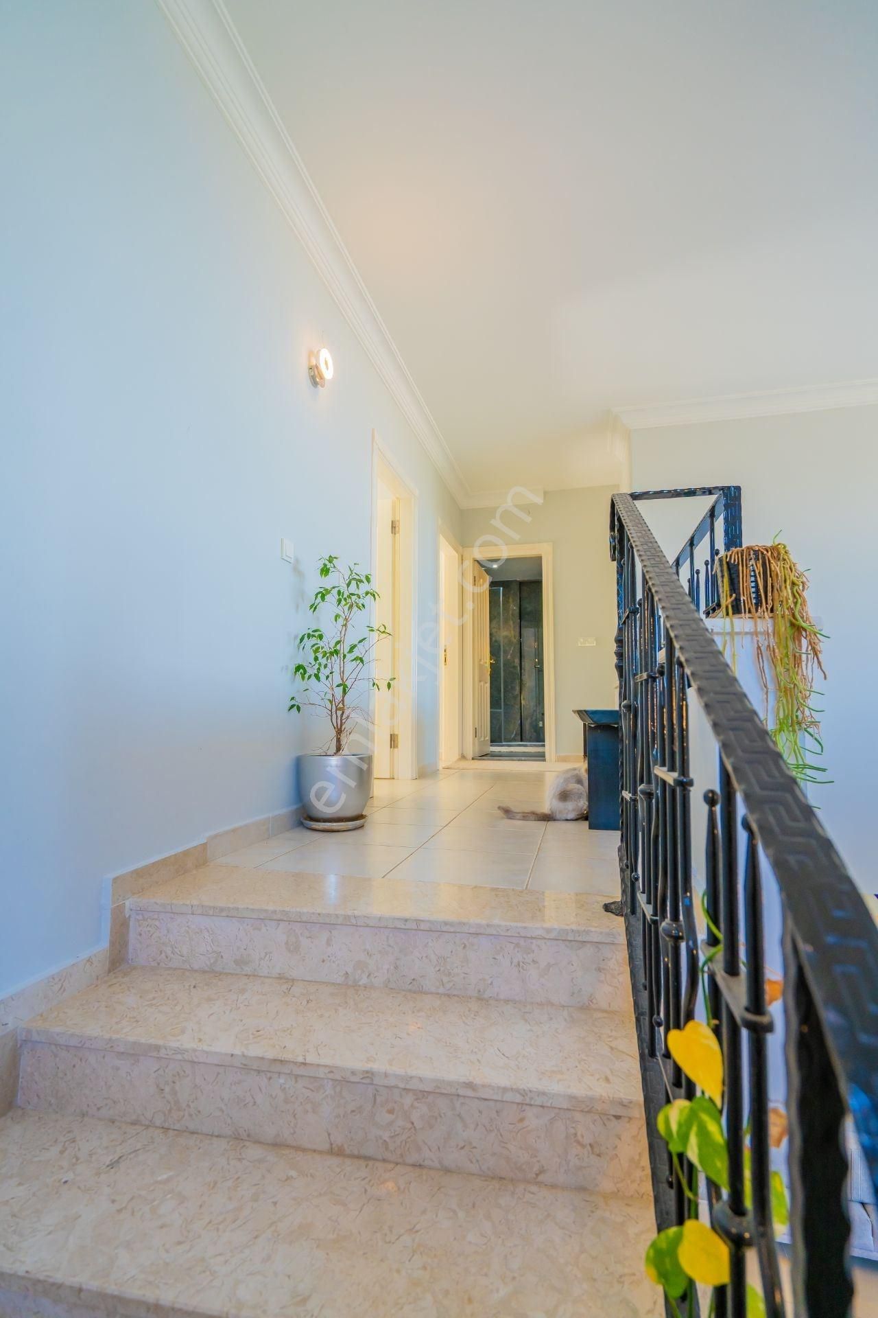 Alanya Kargıcak Panoramik Manzaralı 3+1 Lüks Dubleks Villa - Görsel 26