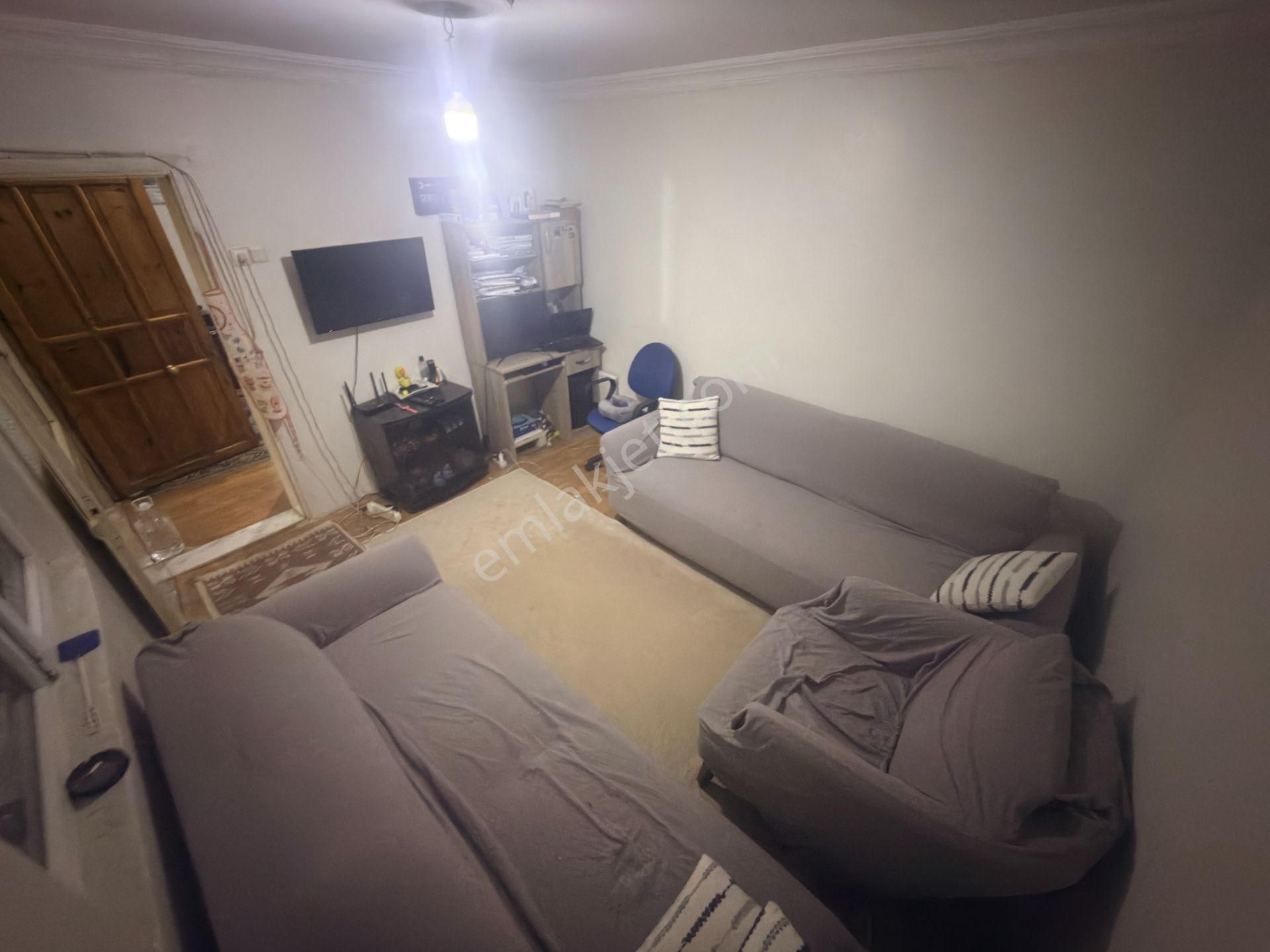 ▀yetki Jet'ten▀bostancı'da Geniş Bahçeli Ayrı Mutfak 1+1 Köy Evi - Görsel 9