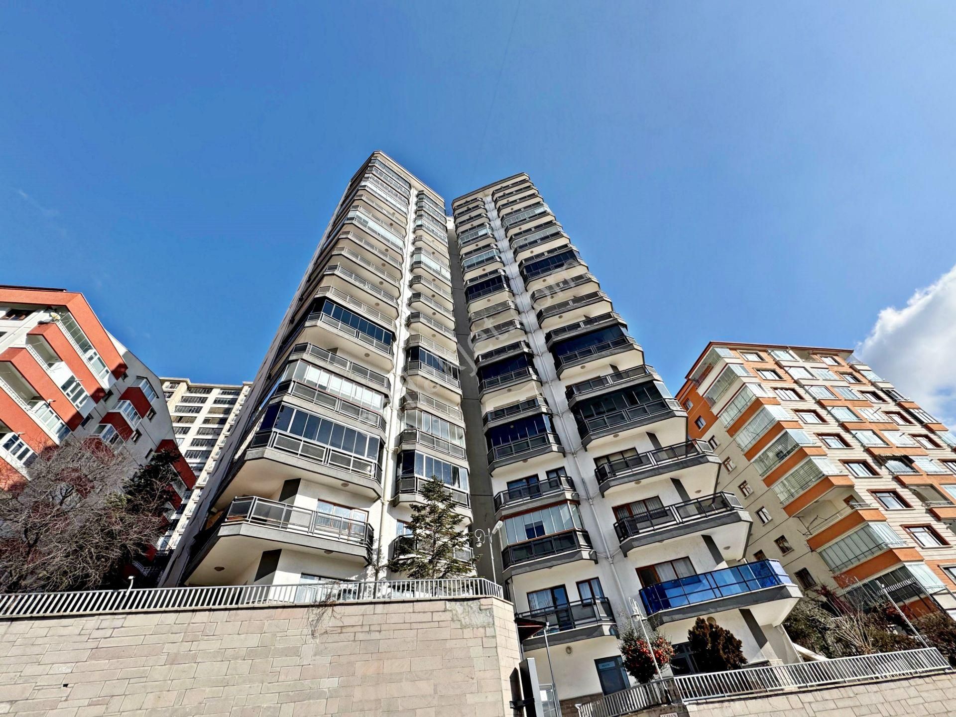 Gold Emlaktan Bağcı Caddesi Üzerinde Asansörlü 2 Bloklu Sitede Katta 3+1 Kiralık Daire - Görsel 35