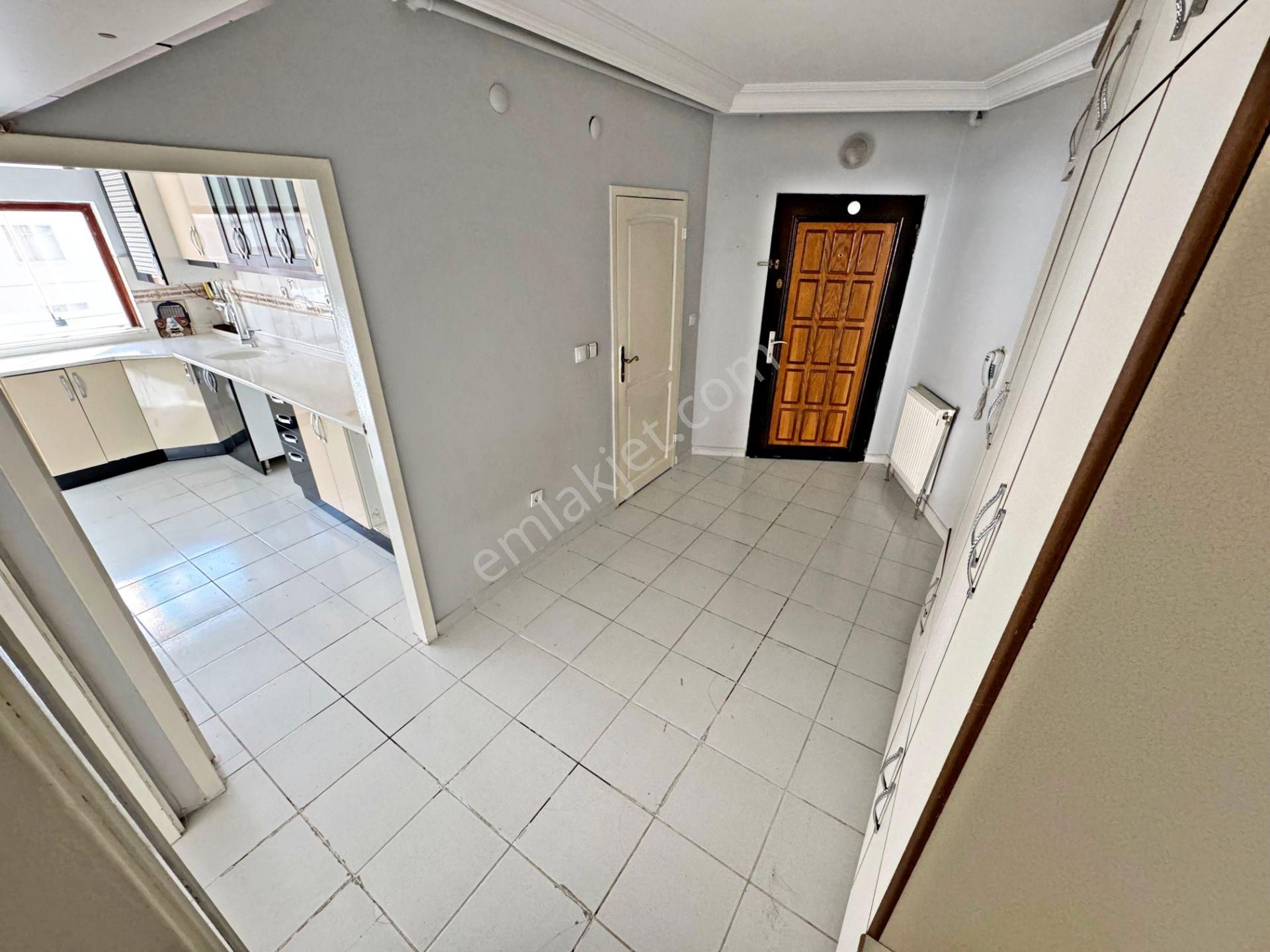 Gold Emlaktan Bağcı Caddesi Üzerinde Asansörlü 2 Bloklu Sitede Katta 3+1 Kiralık Daire - Görsel 29