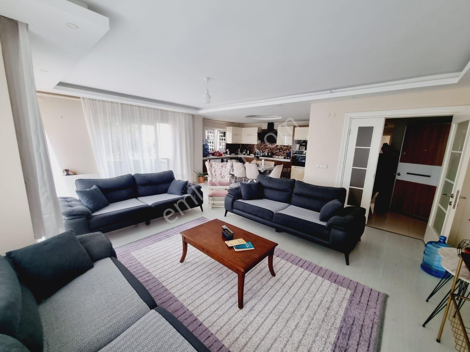 Havuzlu Site Geniş Daire Bahçe Kat - Görsel 11