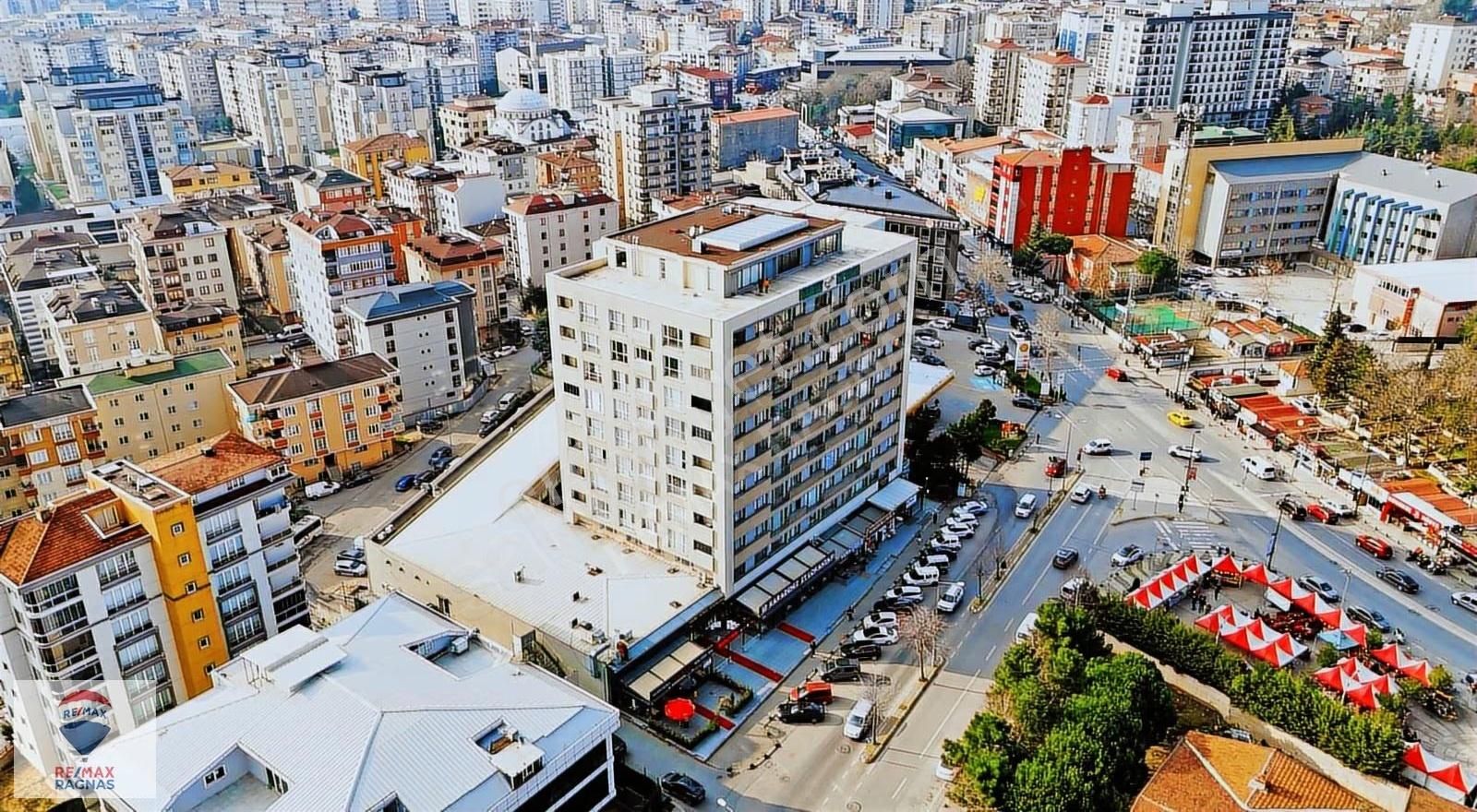 Habitat Meydan Sitesi Satış Ofisinden Satılık 1+1 Daire 4.kat