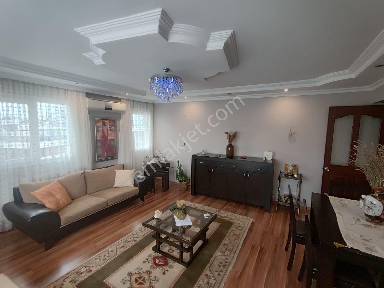 Narlıdere Folkart Yakını Şehir Manzaralı Genç Ve Geniş 3+1 Daire - Görsel 4