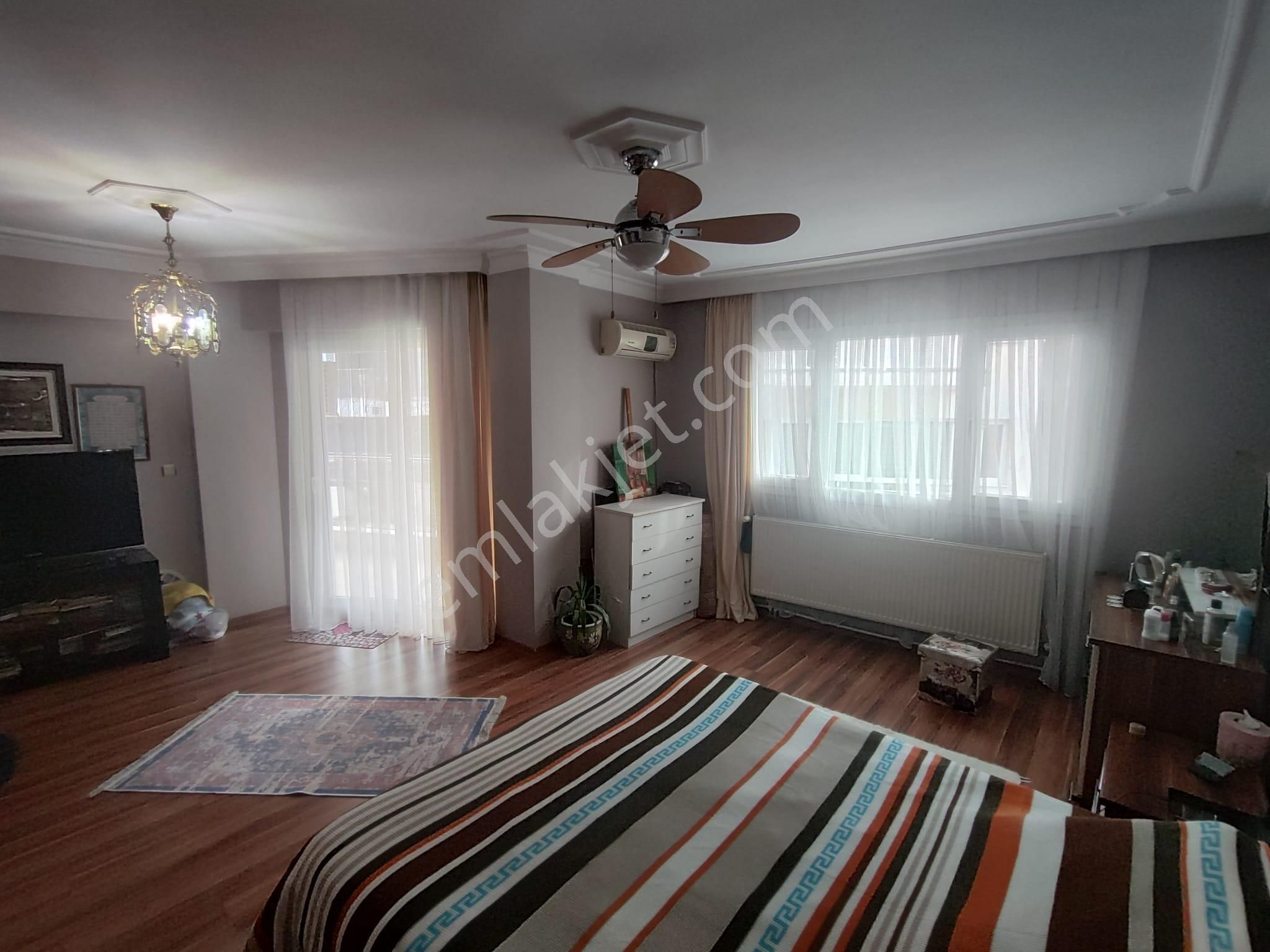 Narlıdere Folkart Yakını Şehir Manzaralı Genç Ve Geniş 3+1 Daire - Görsel 7