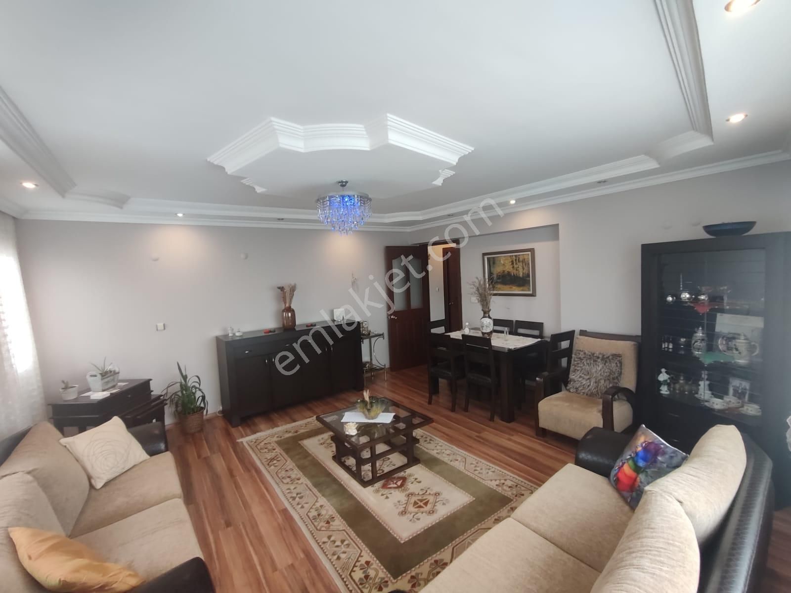 Narlıdere Folkart Yakını Şehir Manzaralı Genç Ve Geniş 3+1 Daire - Görsel 3